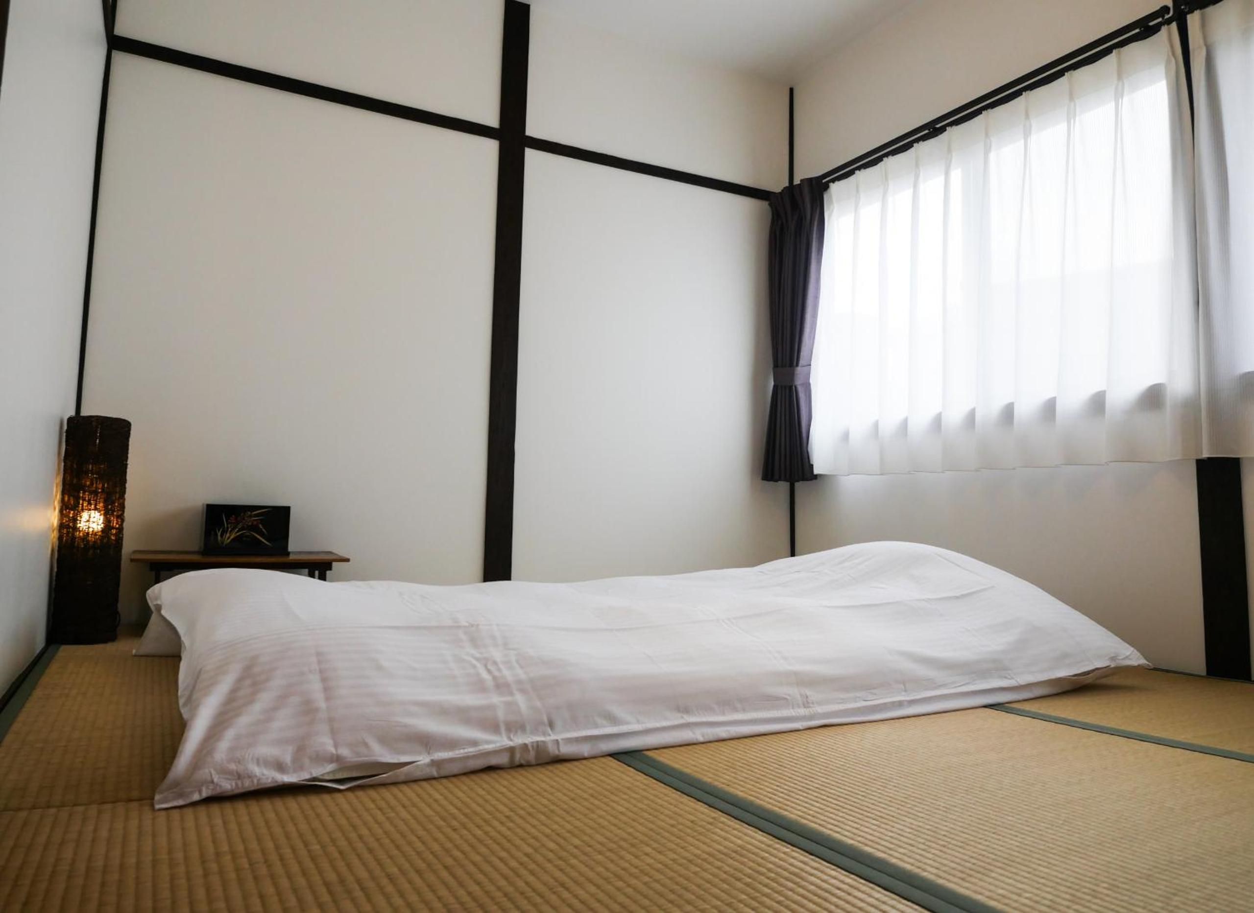 Sennichi House