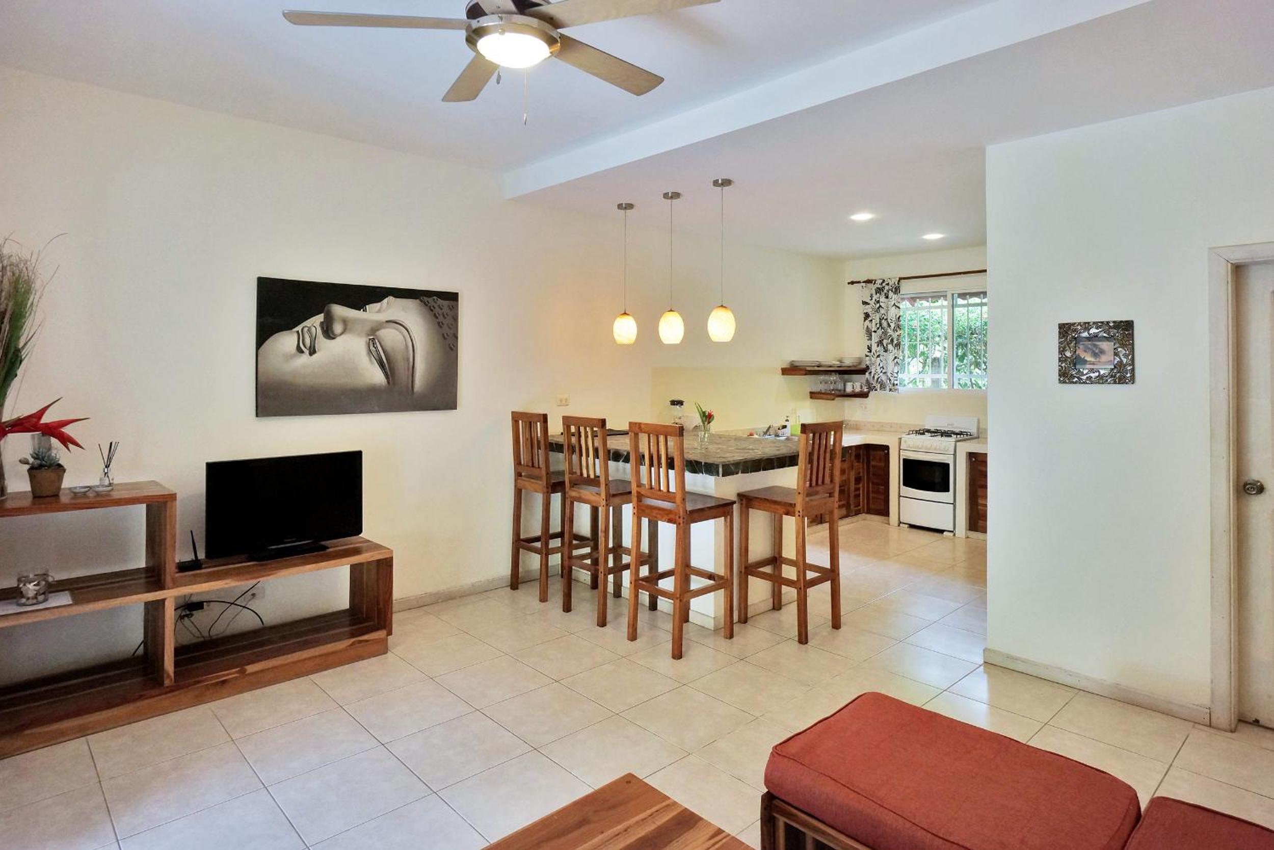 Costa Riki Apartments