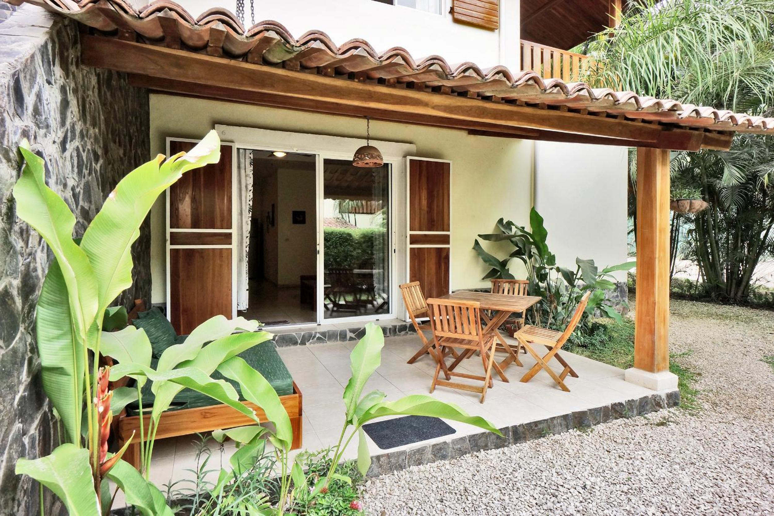 Costa Riki Apartments