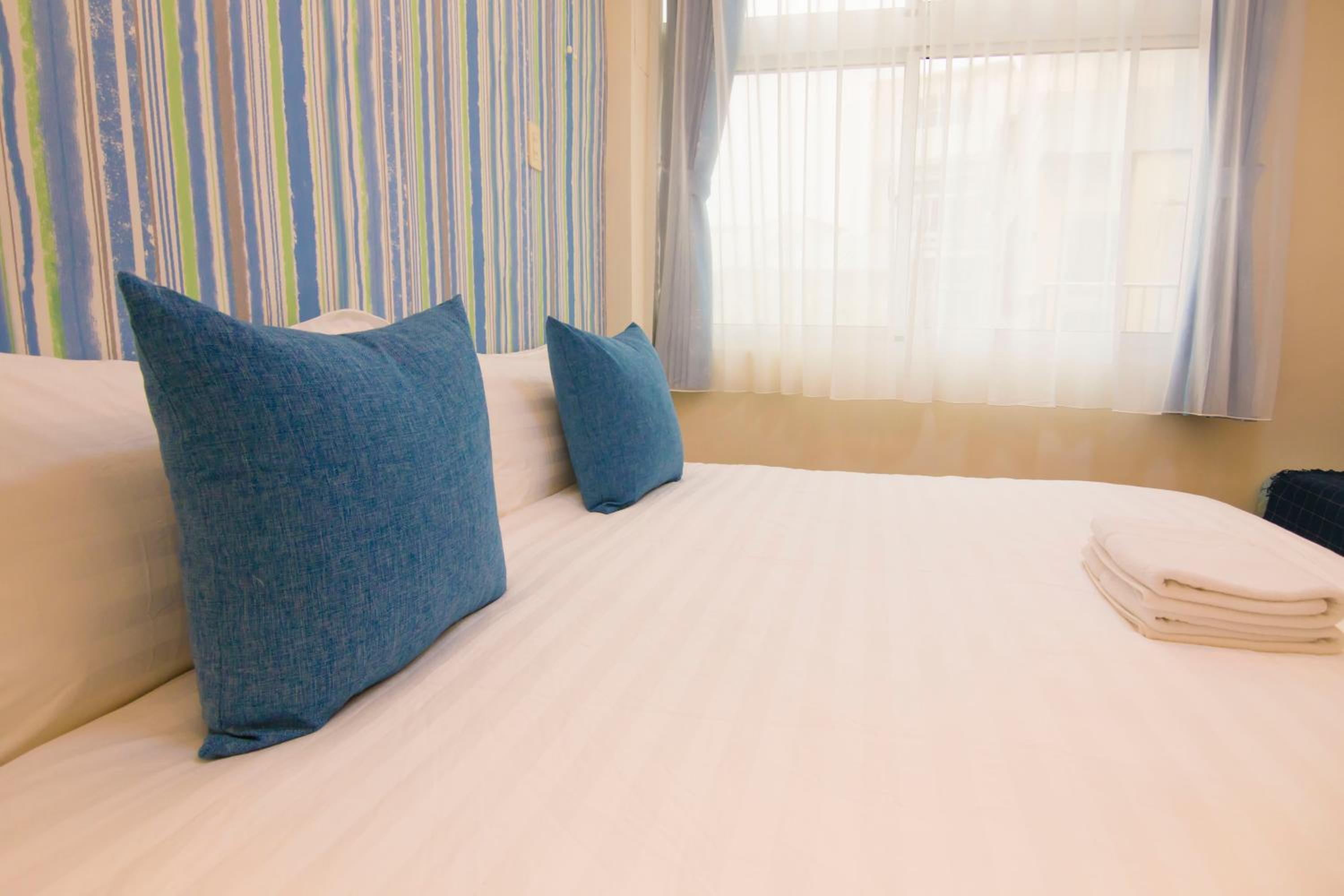 One Heart Inn
