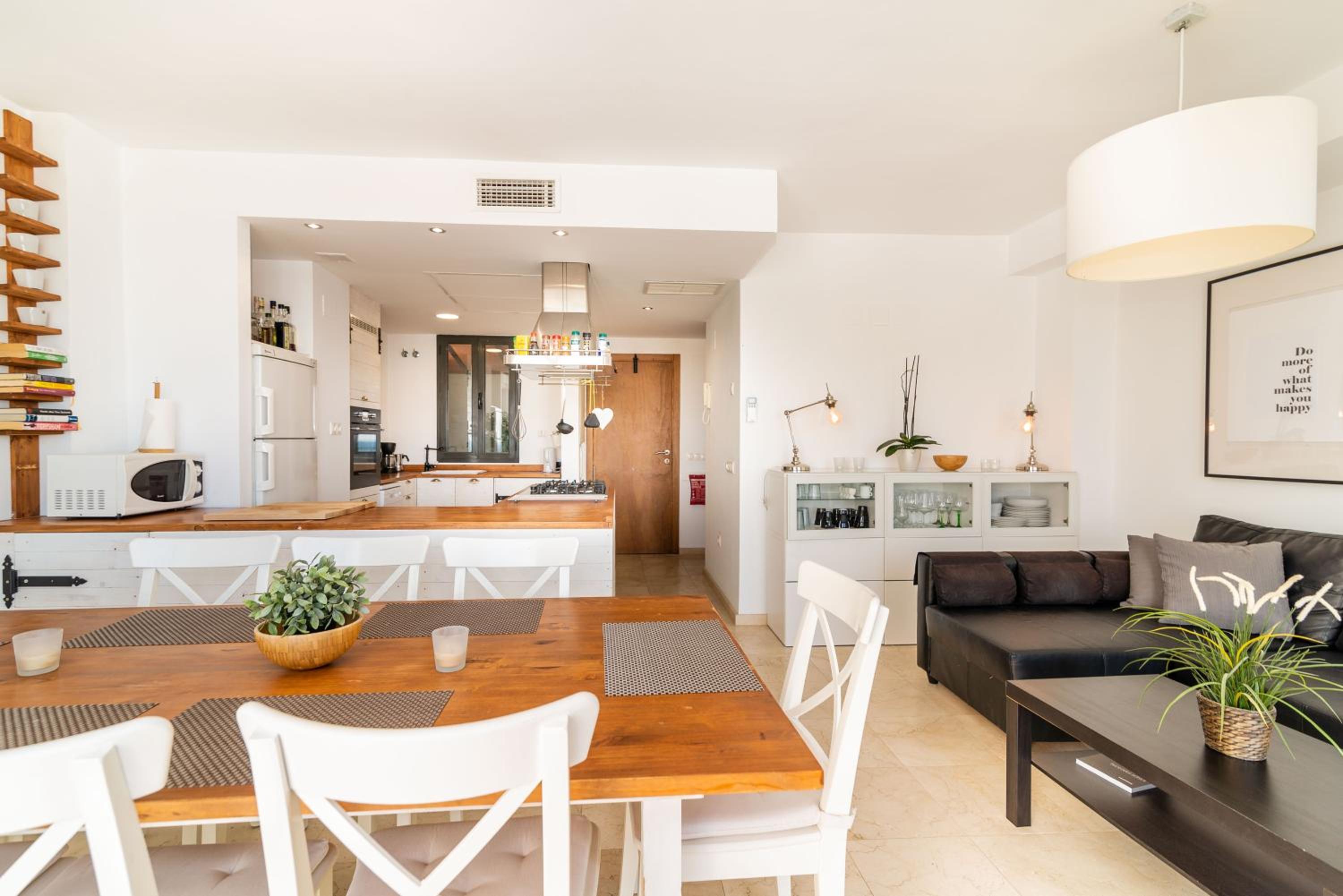 Torreblanca 4BDR Townhouse with Stunning Views view 3