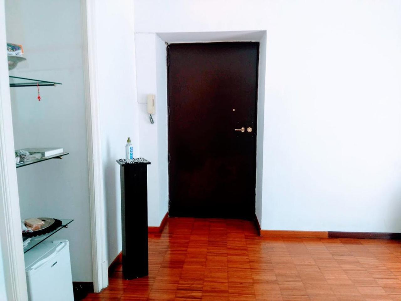 L'Atelier Vedi Napoli ai tuoi piedi