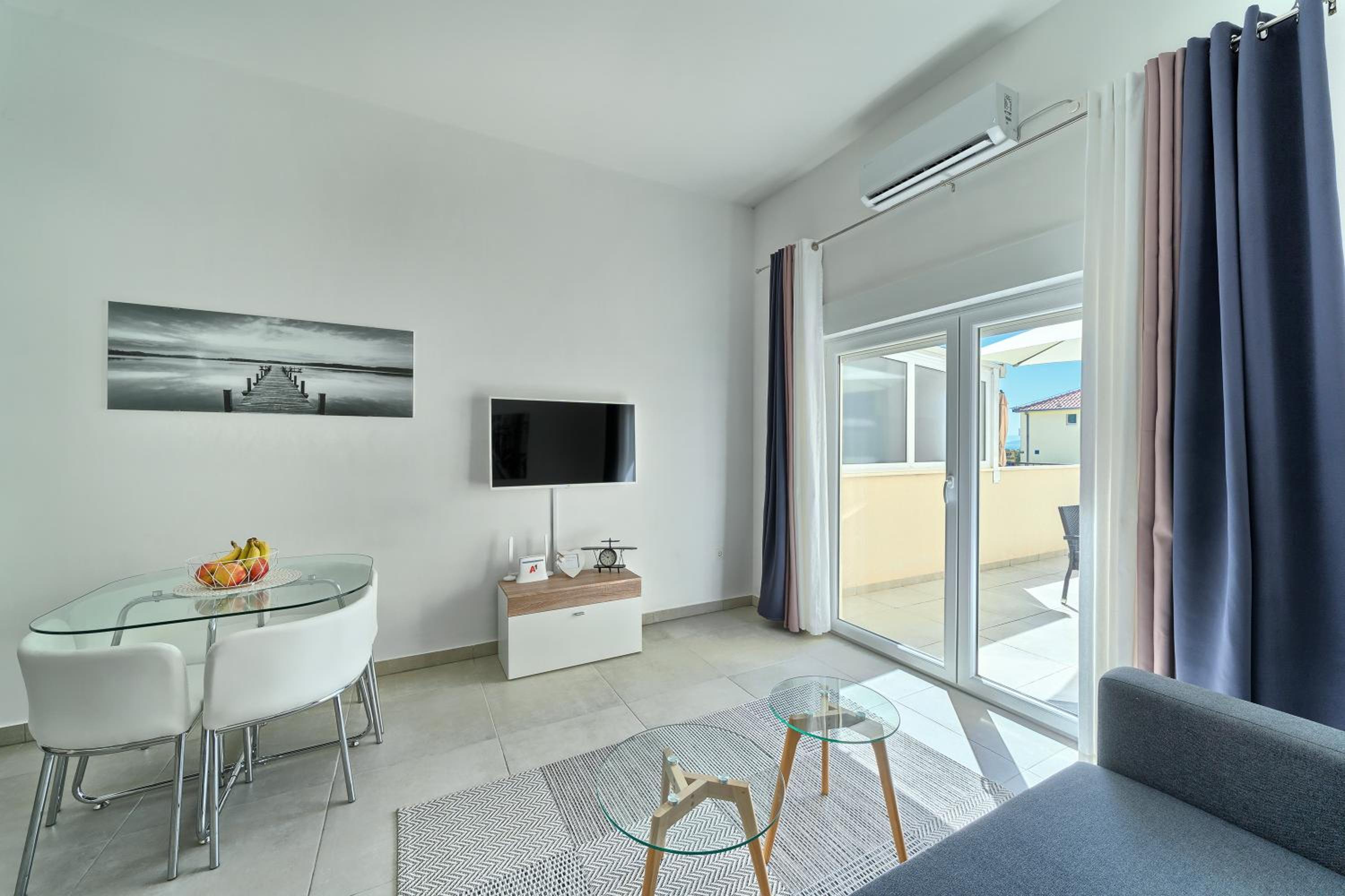 Terrace Apartment Danny view 2