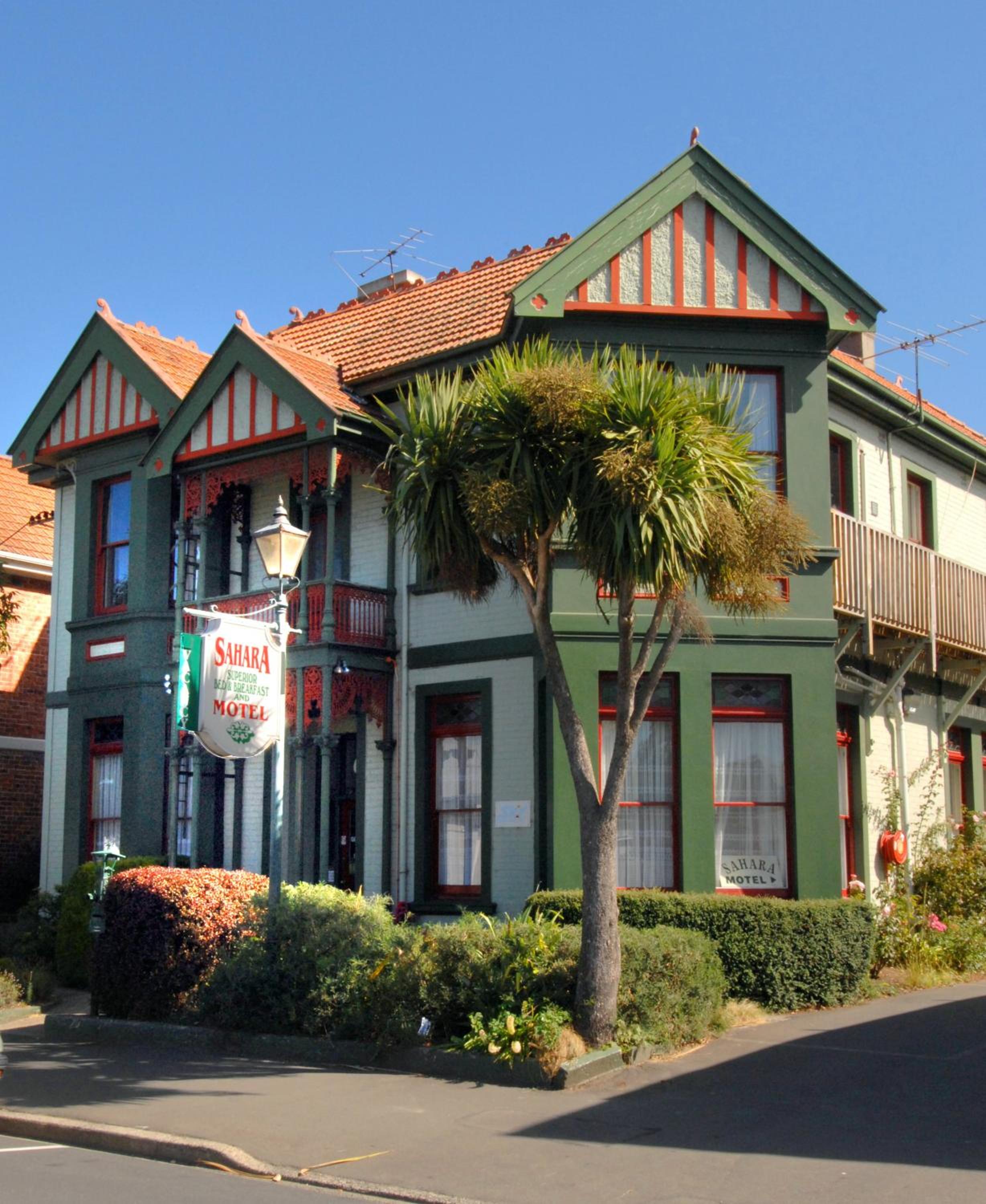 Sahara Motels
