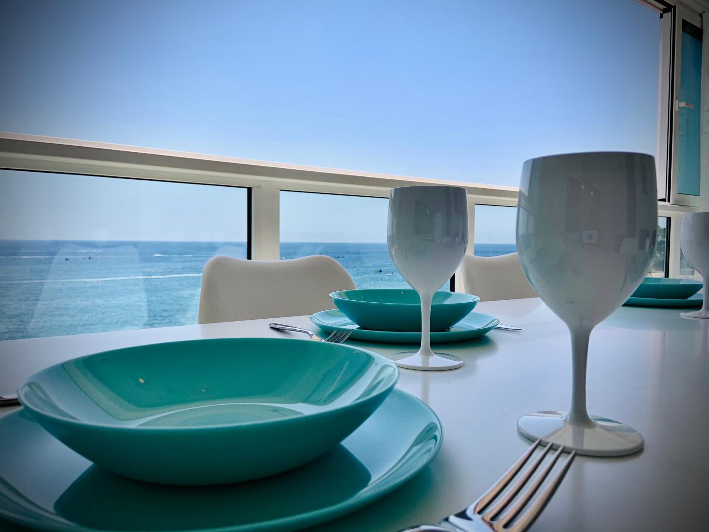 Seafront New Apartment Boutique photo 4