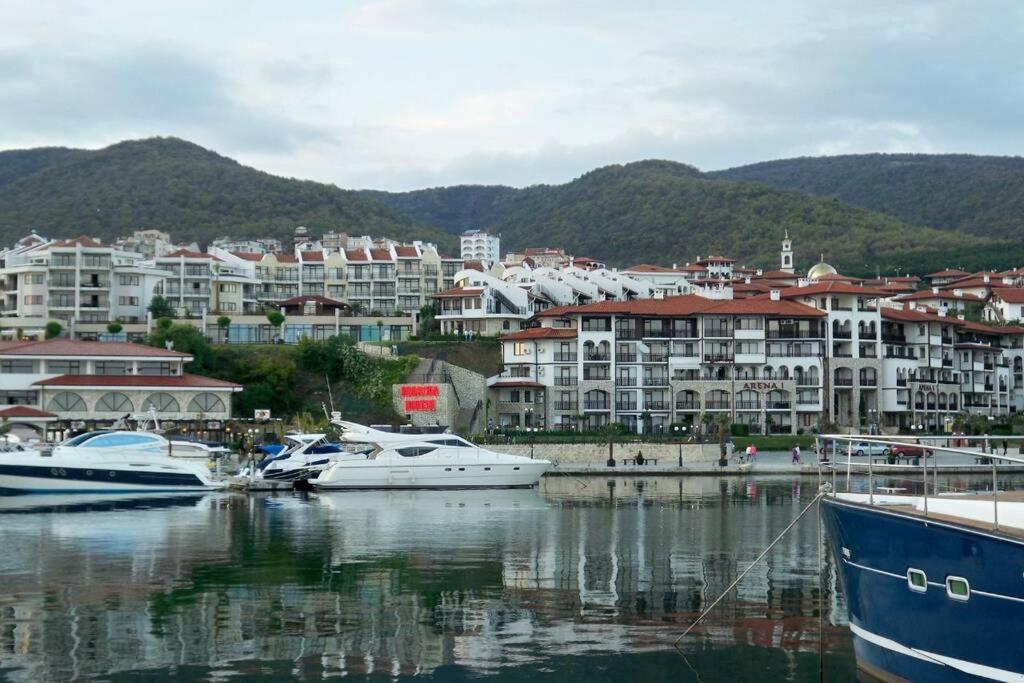 Стyдия в комплексе Marinavill Sveti-Vlas