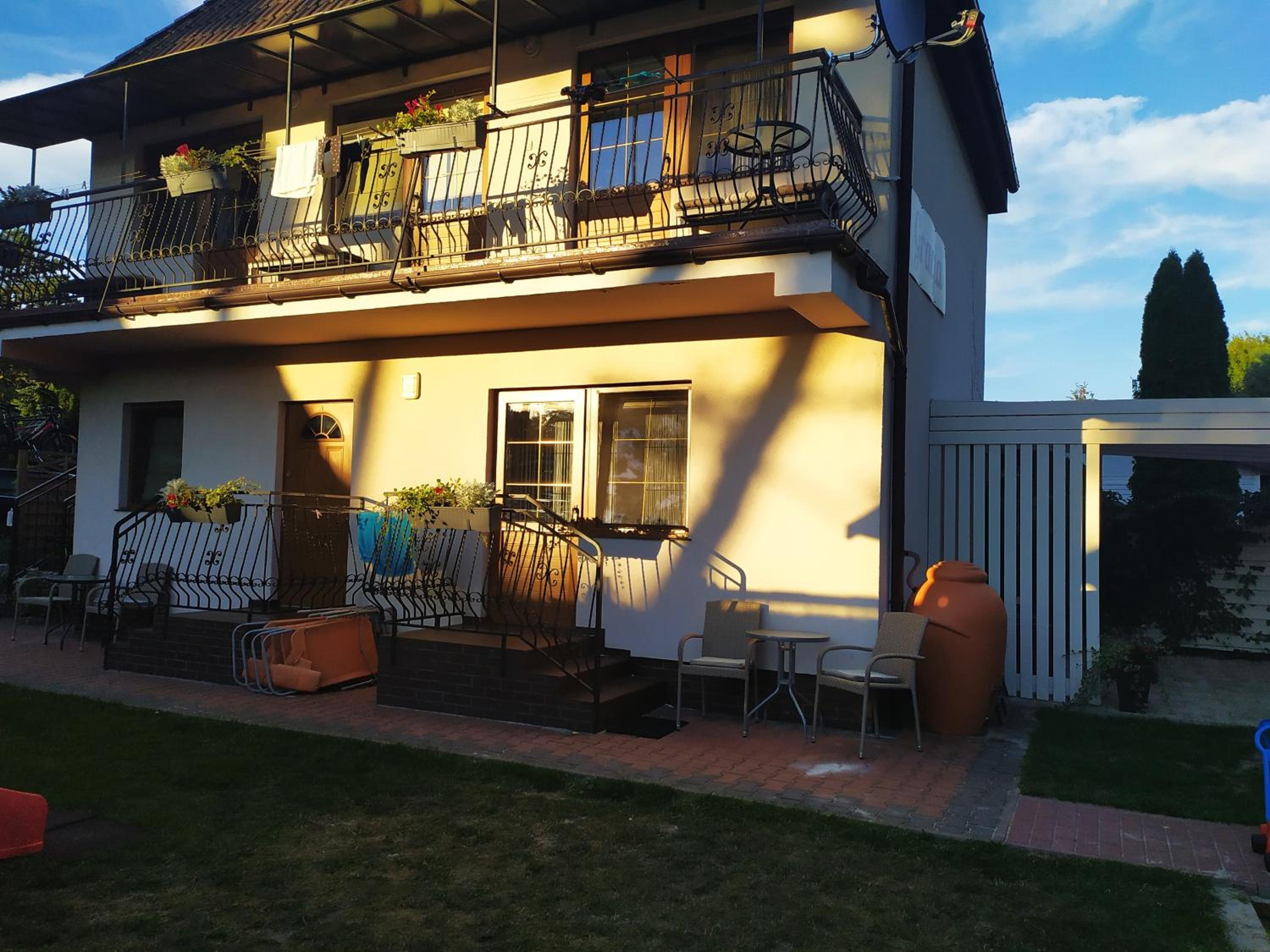 Photo 49
