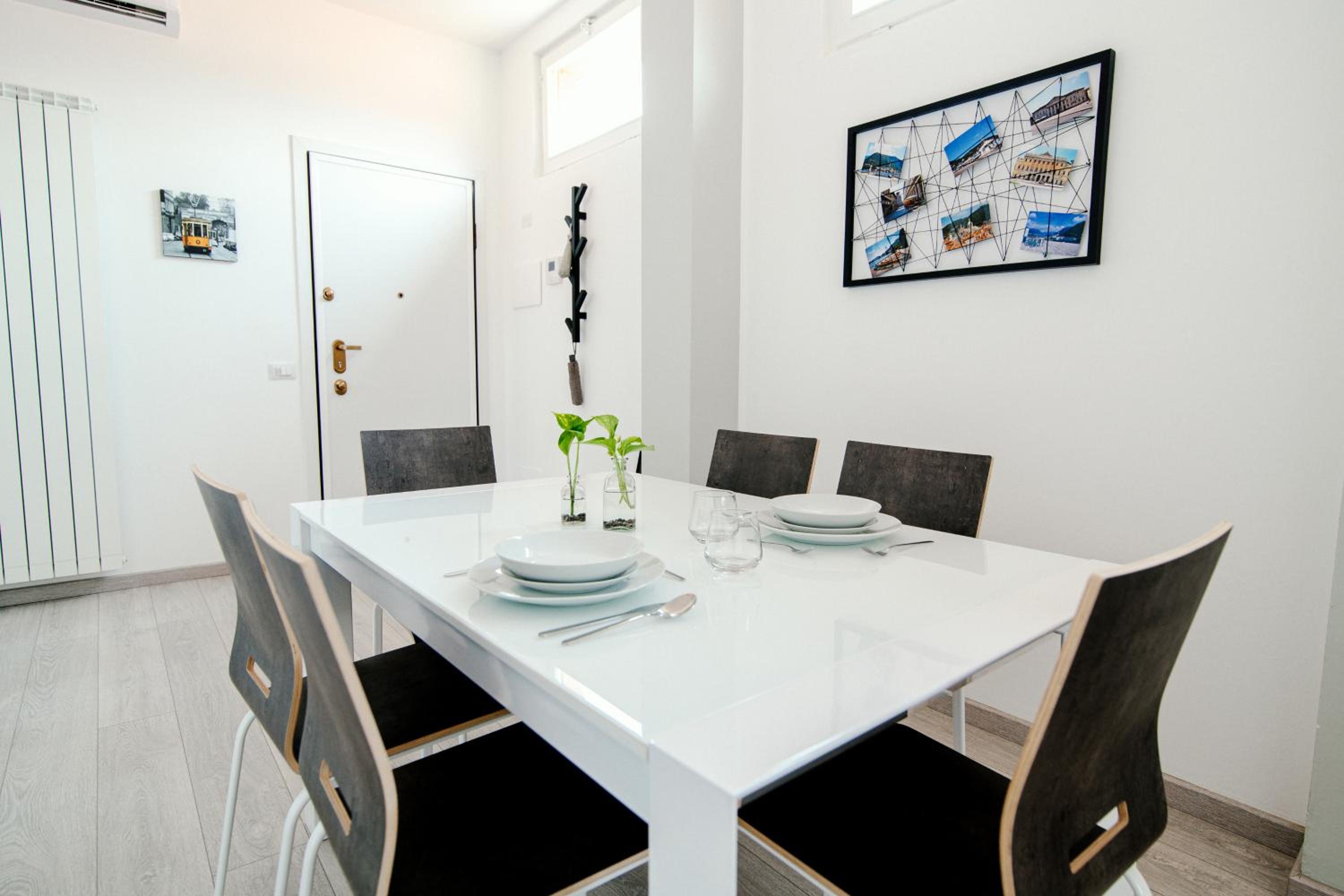Bright Home - The House Of Travelers photo 1