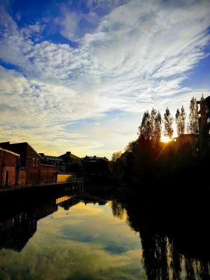 Cocoa River - Quiet city centre, close to the Shambles, on the river, two bed, two bath, allocated parking view 2