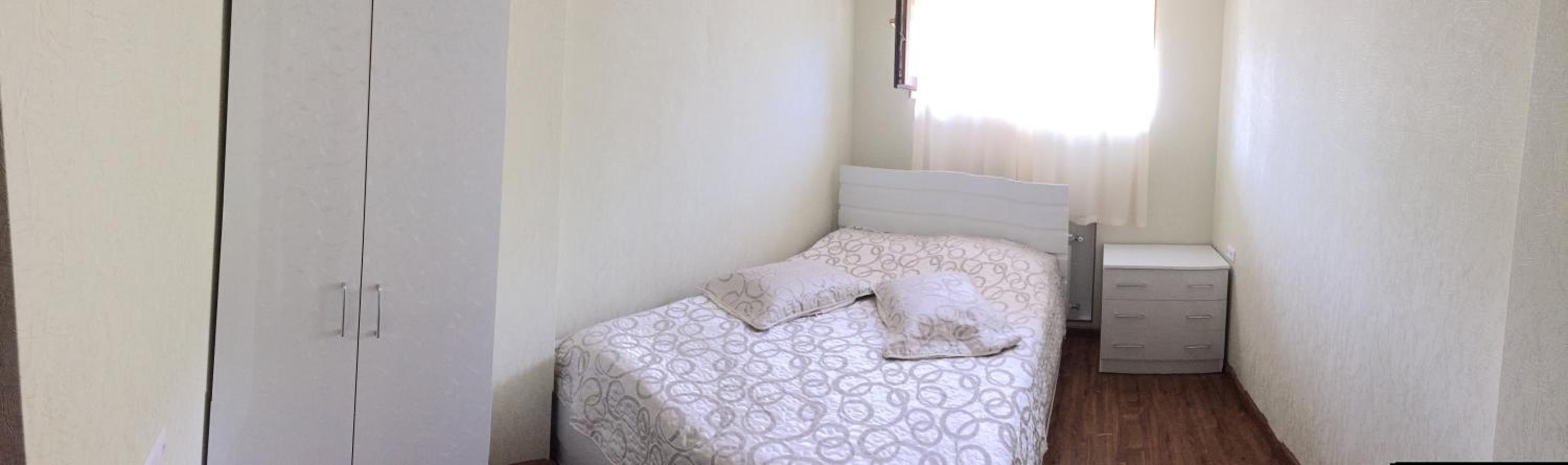 Apartment on Getapnya 74