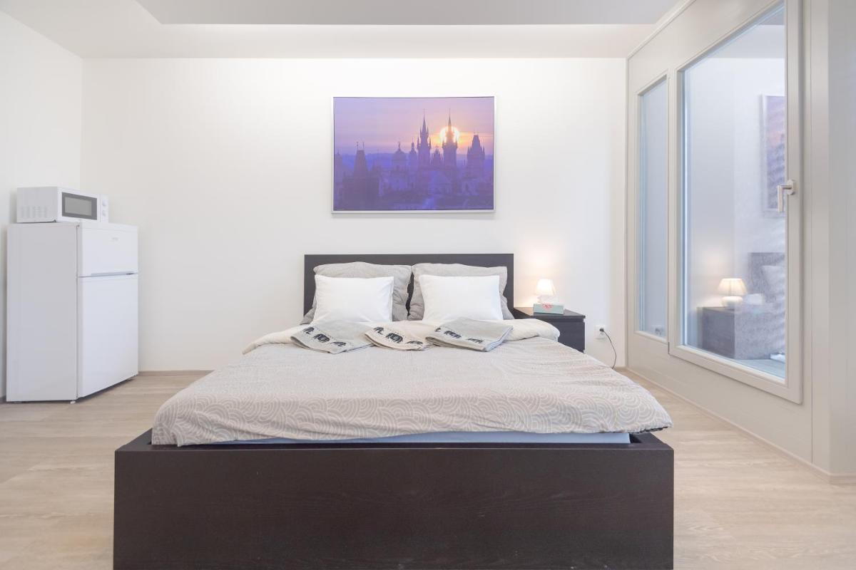 Bright Studio, 10min Centre, Free Parking