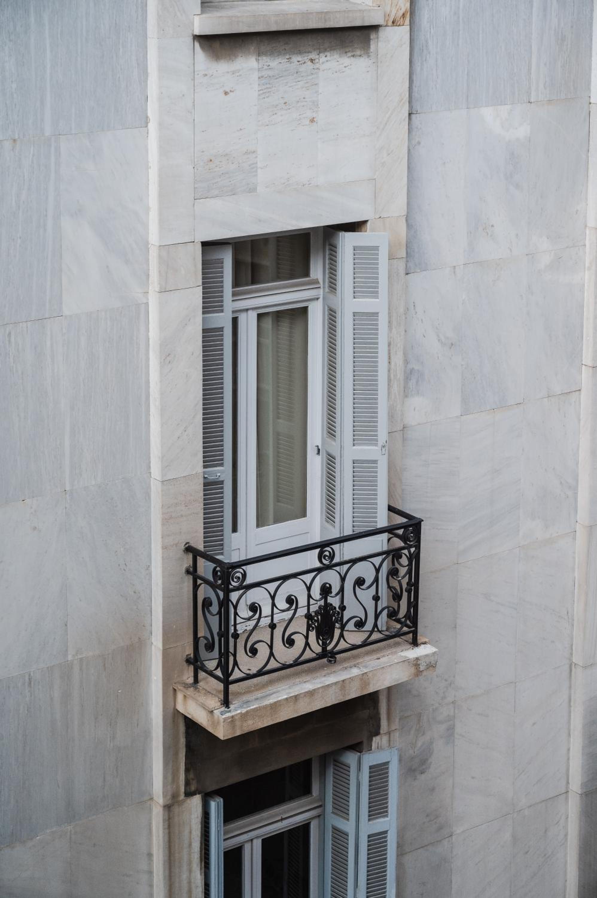Polytimon, an Athenian neoclassical apartment
