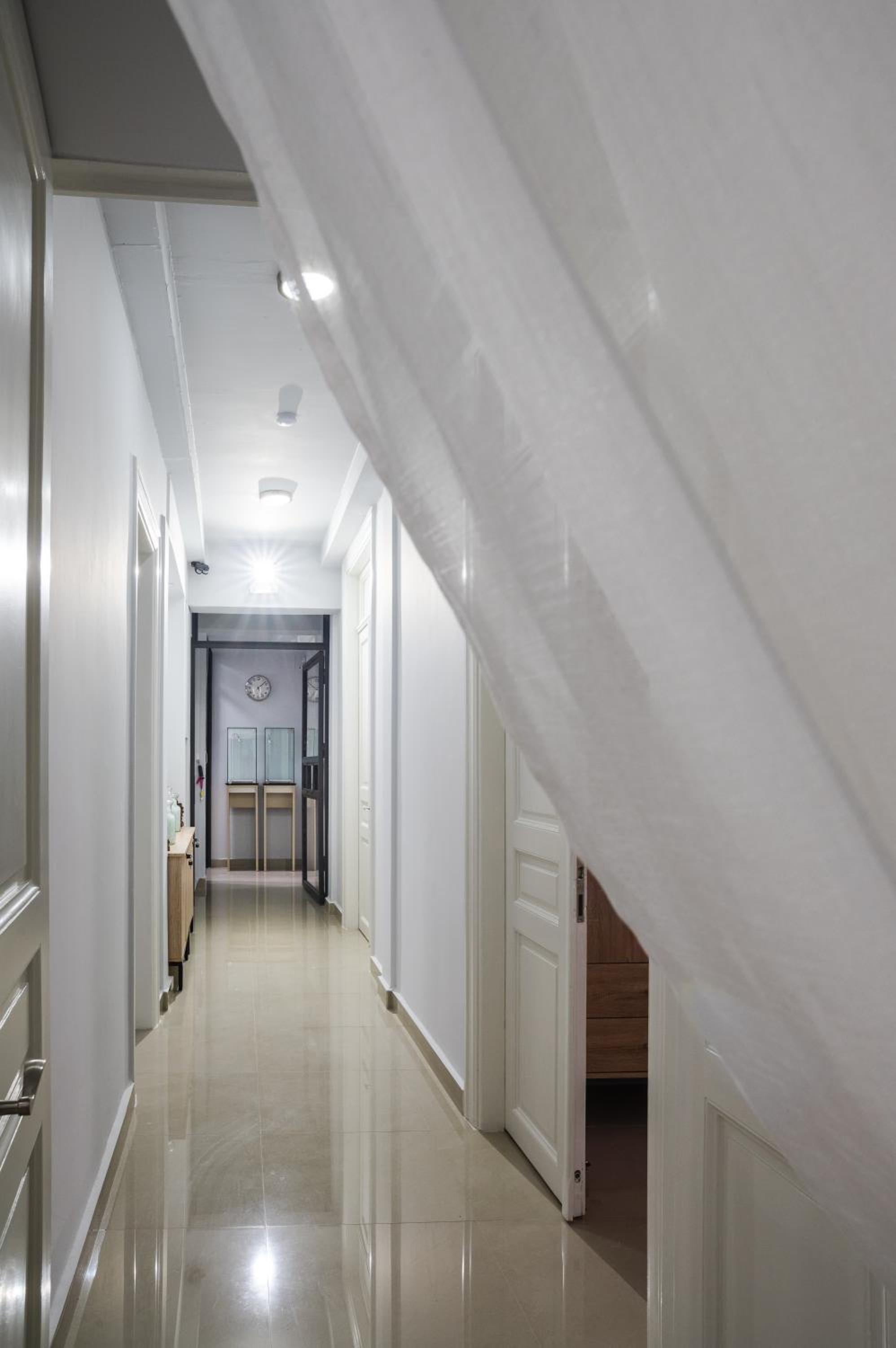 Polytimon, an Athenian neoclassical apartment