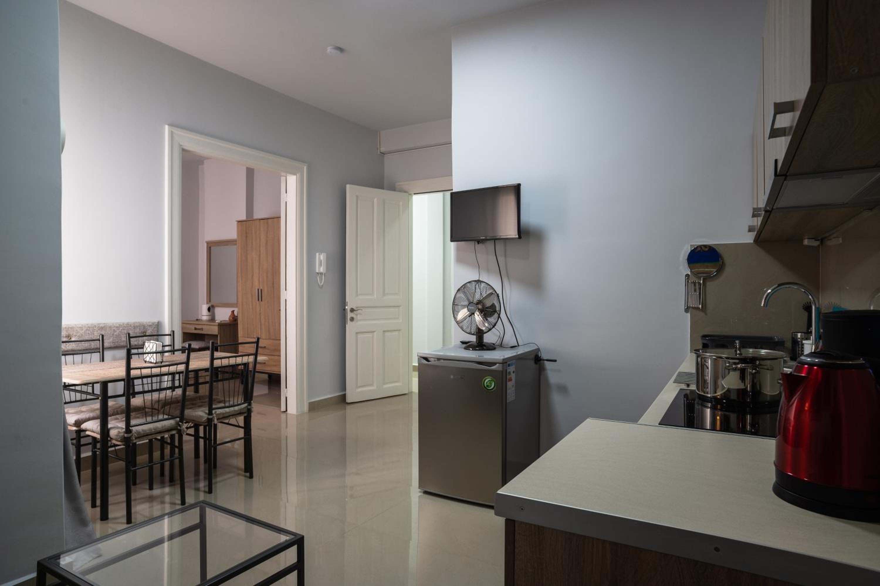 Polytimon, an Athenian neoclassical apartment