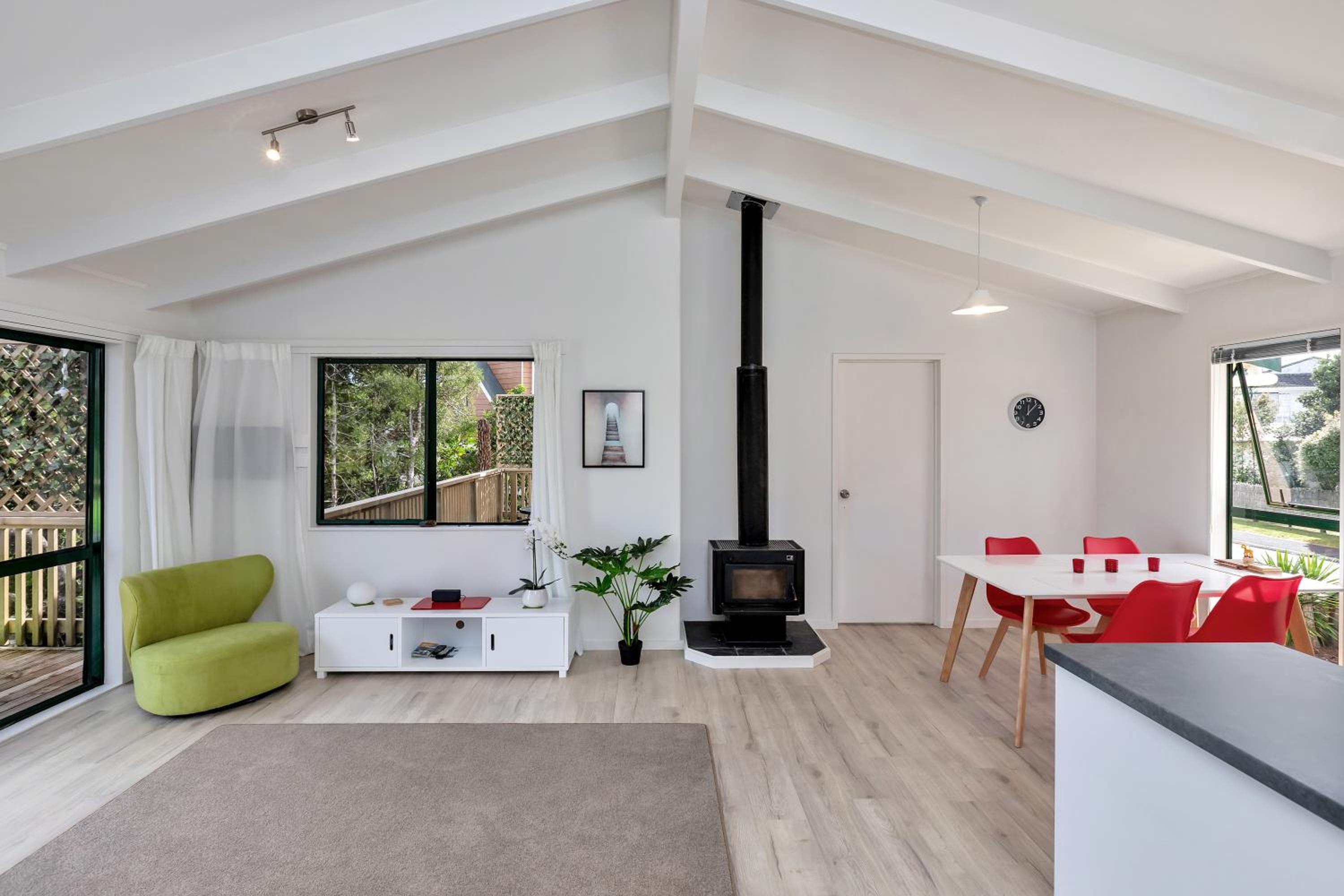 Lofty Te Haumi - Paihia Holiday Home view 2