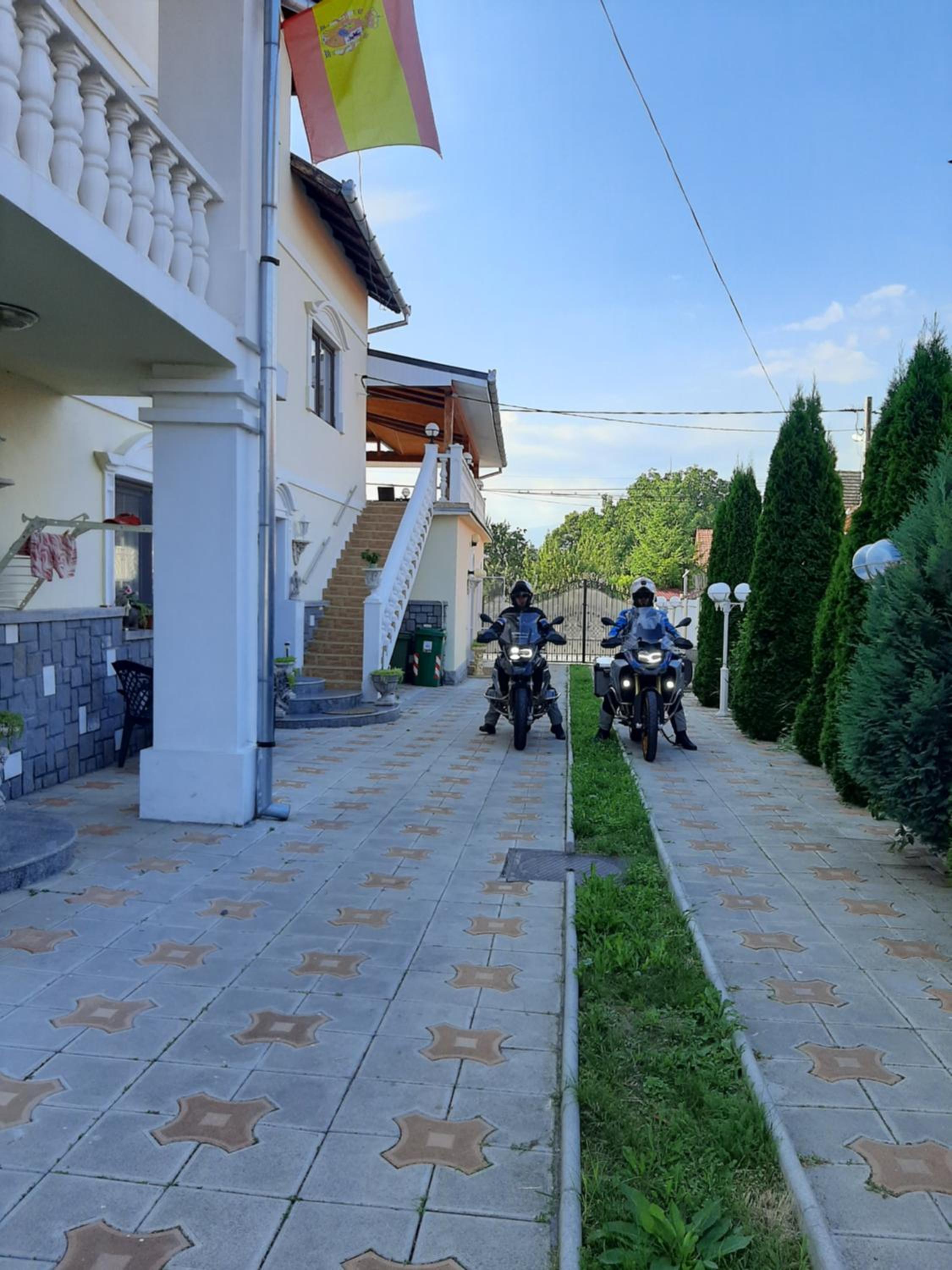 Photo 44