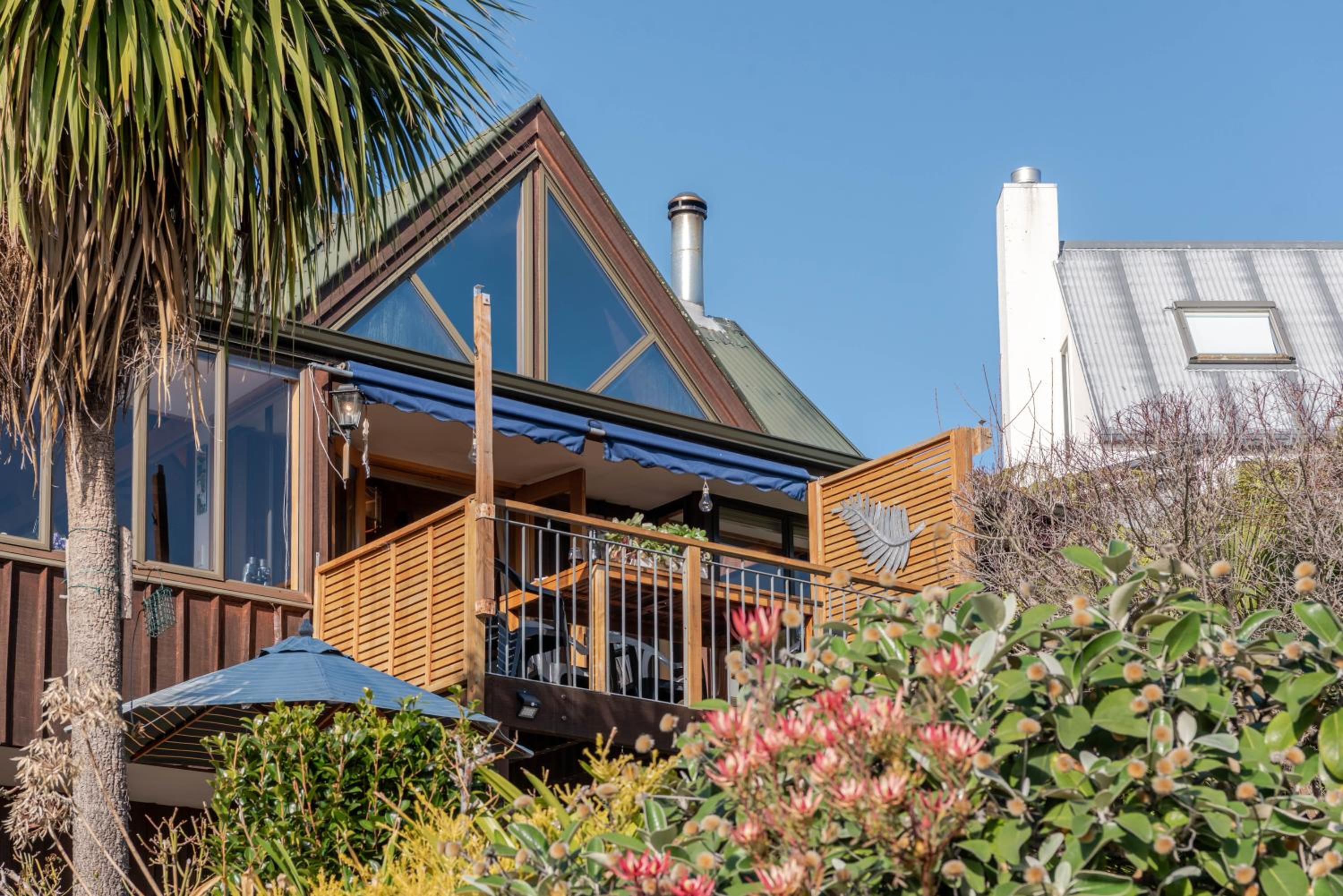 Pointers - Akaroa Holiday Home view 4