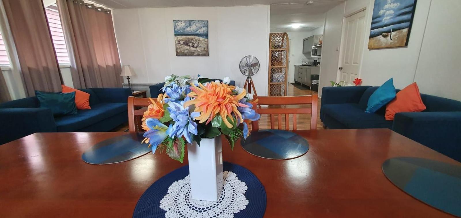 Riverfront Cottage in Booderee National Park at Christians Minde