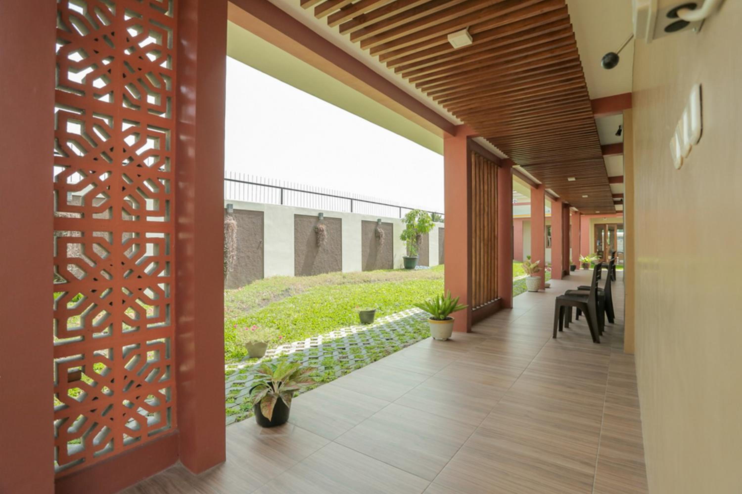 IDR Green Guest House Syariah Mitra RedDoorz, Solo - 21