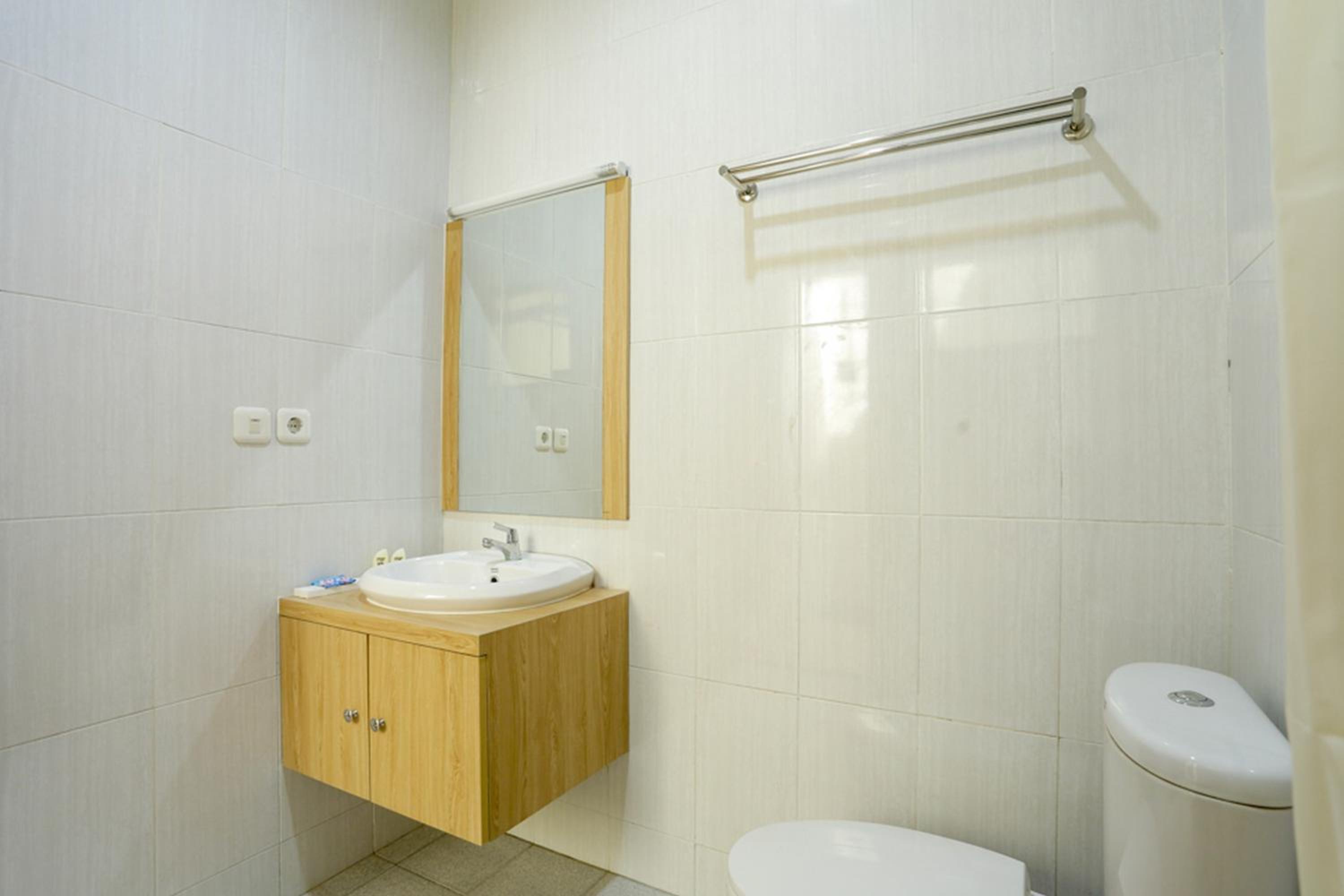 IDR Green Guest House Syariah Mitra RedDoorz