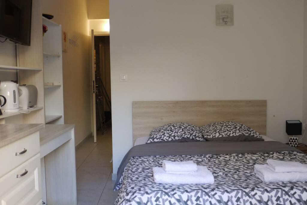 Dream - a studio flat with balcony at 300m from the beach photo 4