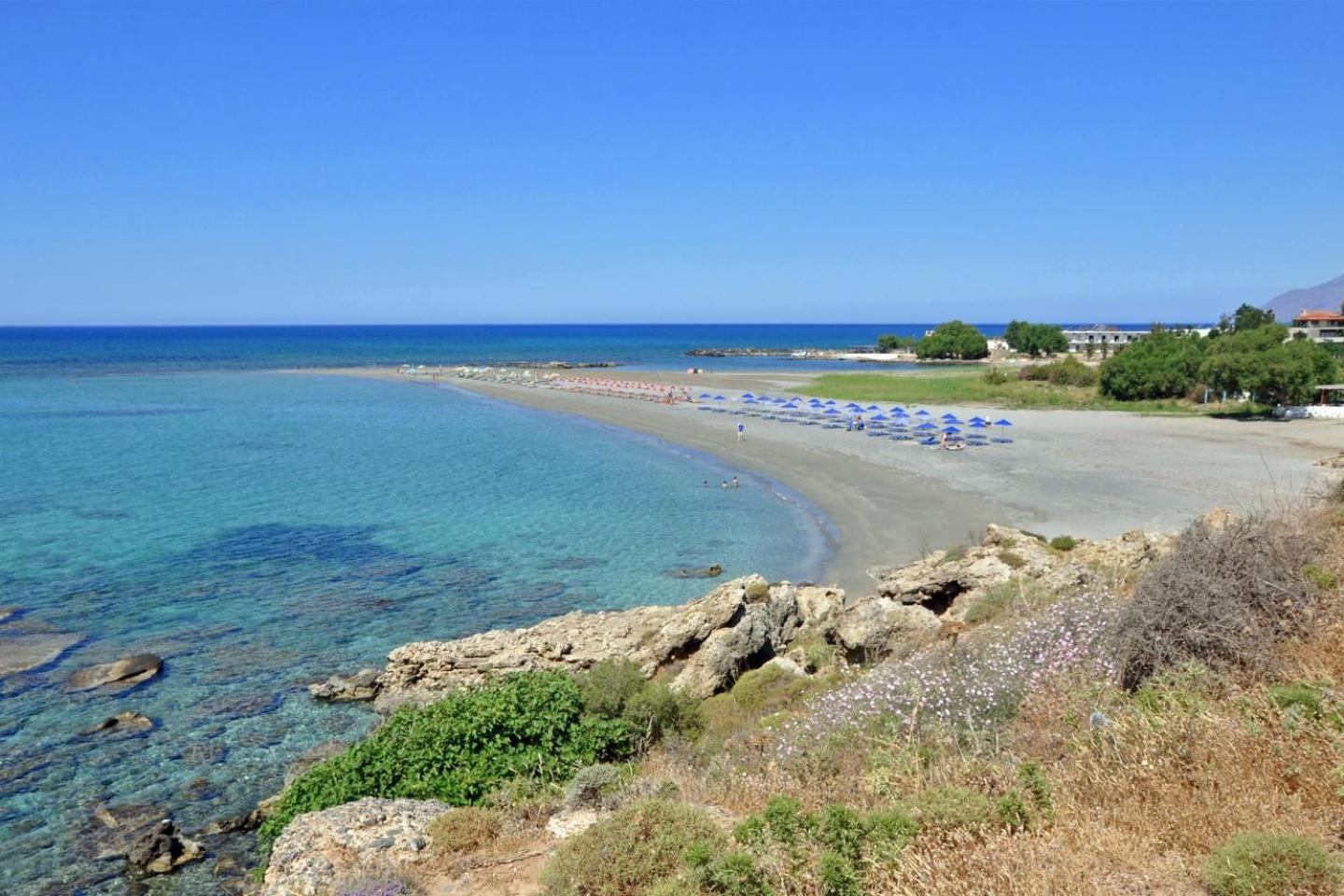 Nostos - Walk To Beach - AC WIFI