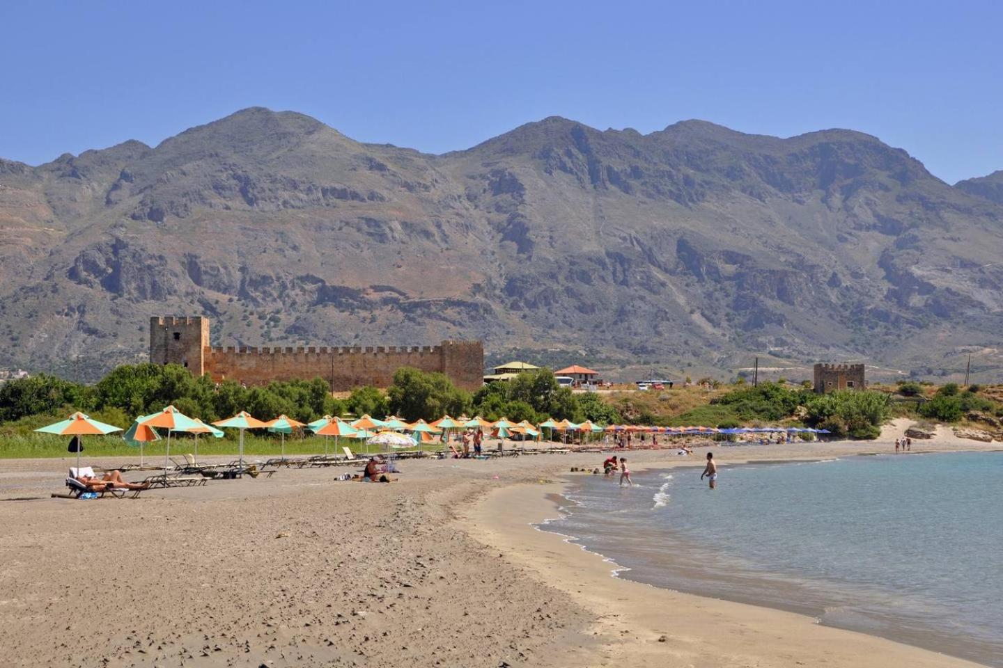 Nostos - Walk To Beach - AC WIFI