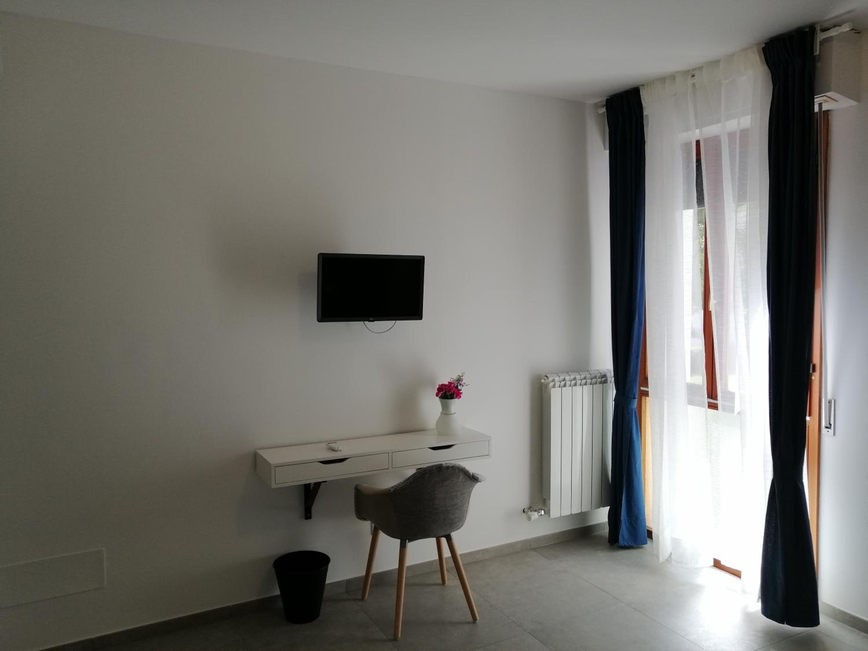 Photo 7