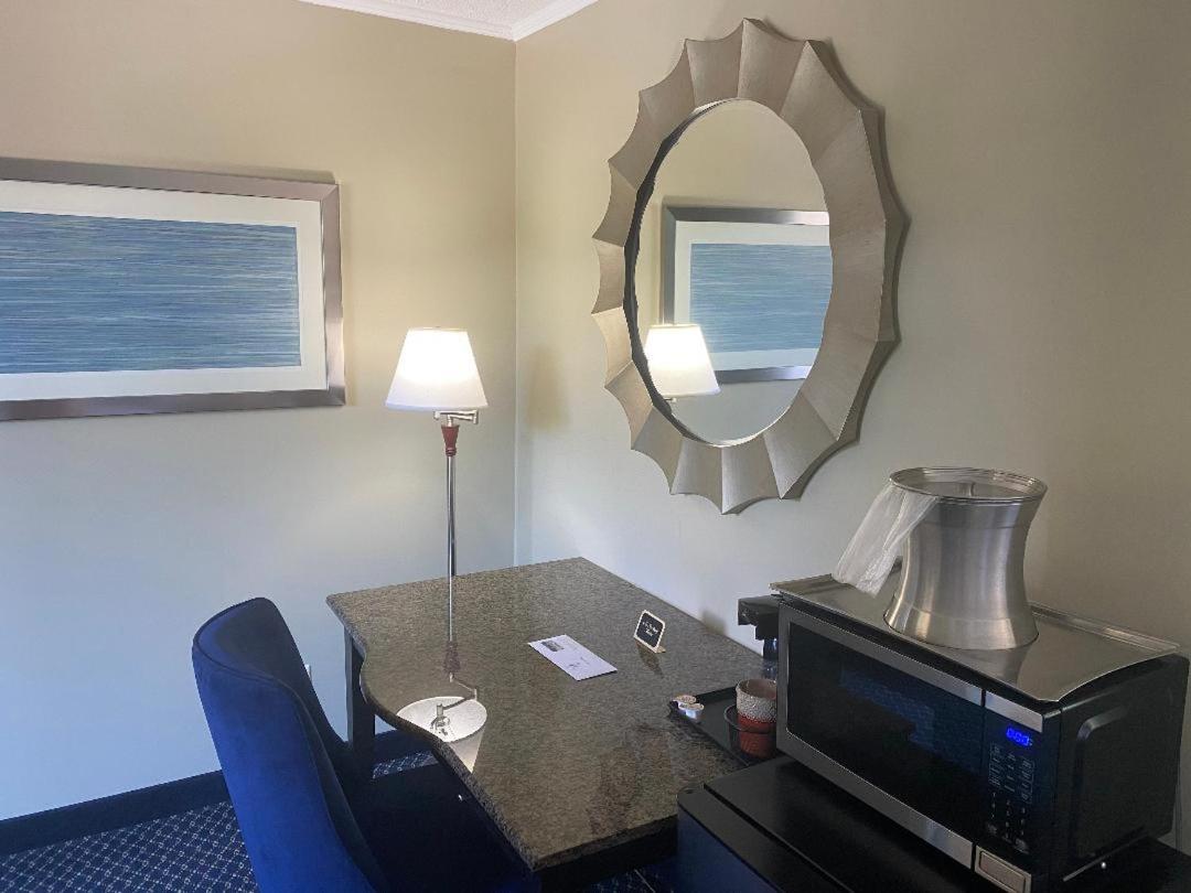 Brattleboro Vacations - The Black Mountain Inn - Property Image 38