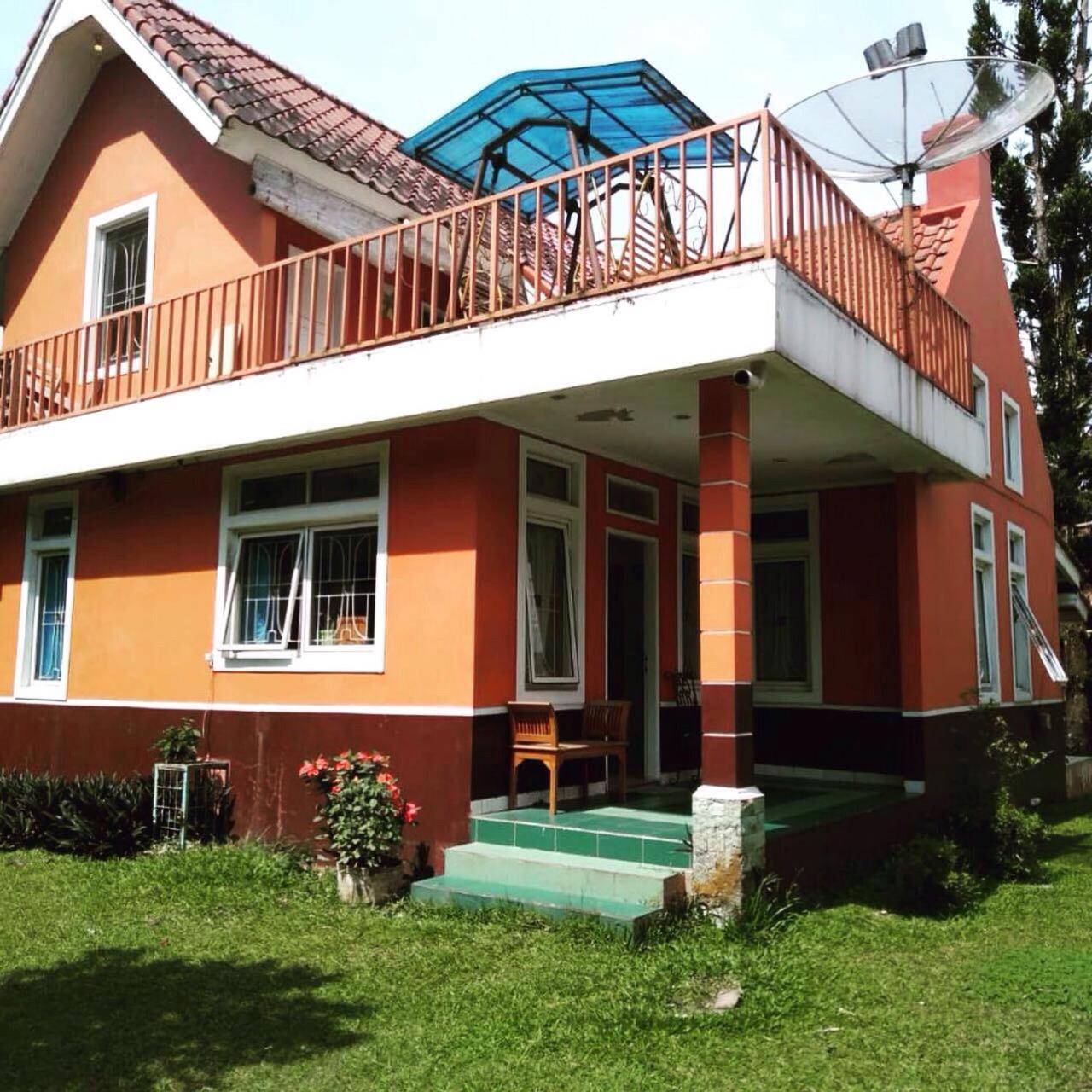 Zevannya Villa Kota Bunga view 4