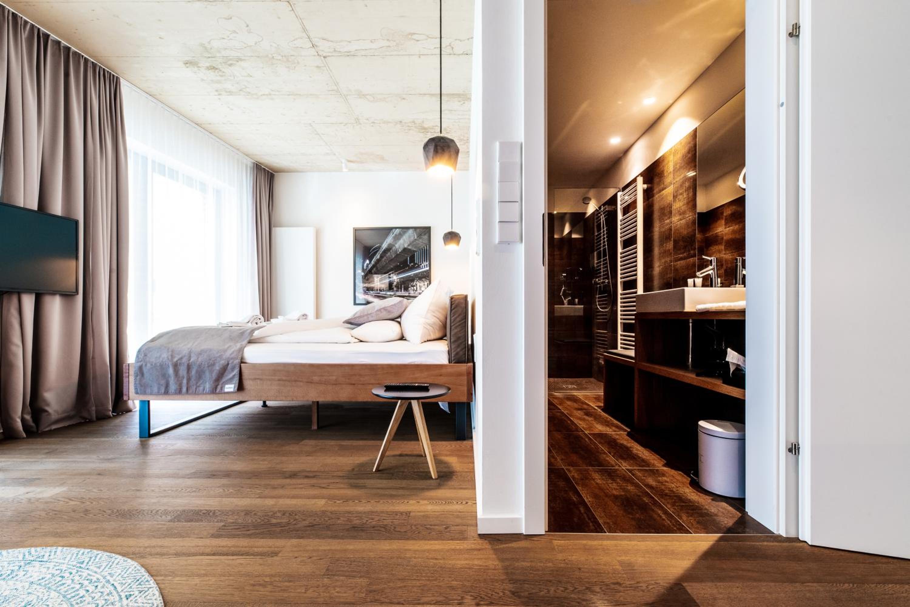 Hotel Blackhome Graz I contactless check-in - Image 1