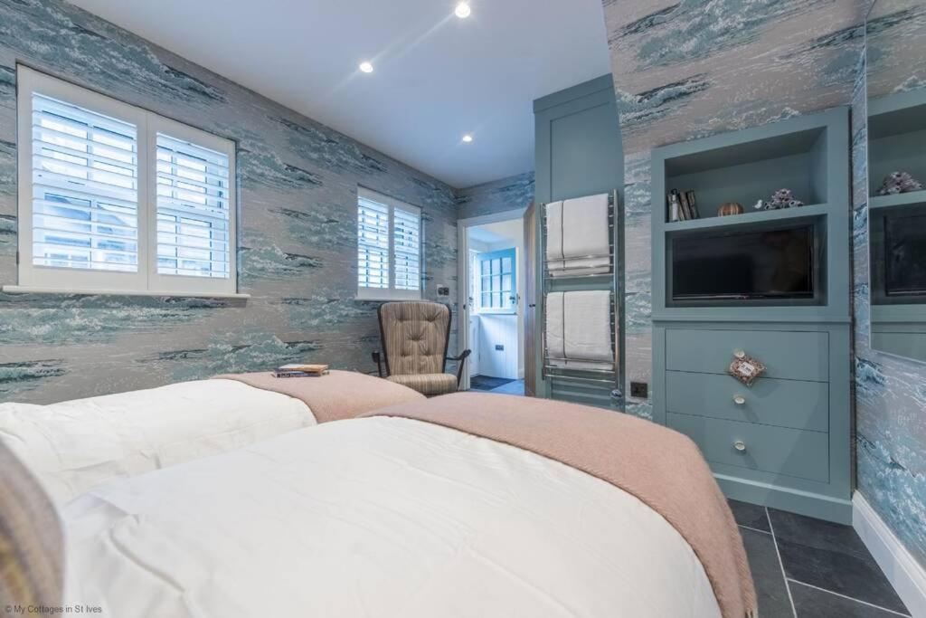 The Garth 5 Star Gold Luxury Cottages view 4
