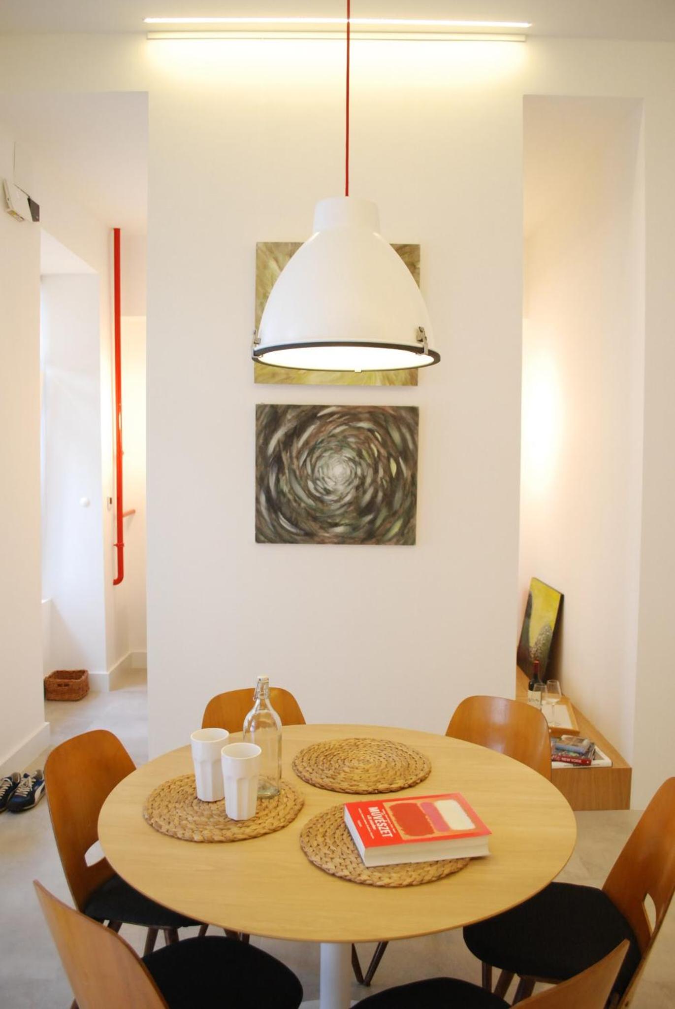 Stylish Studios Apartment in the City Center with Air Conditioning view 2