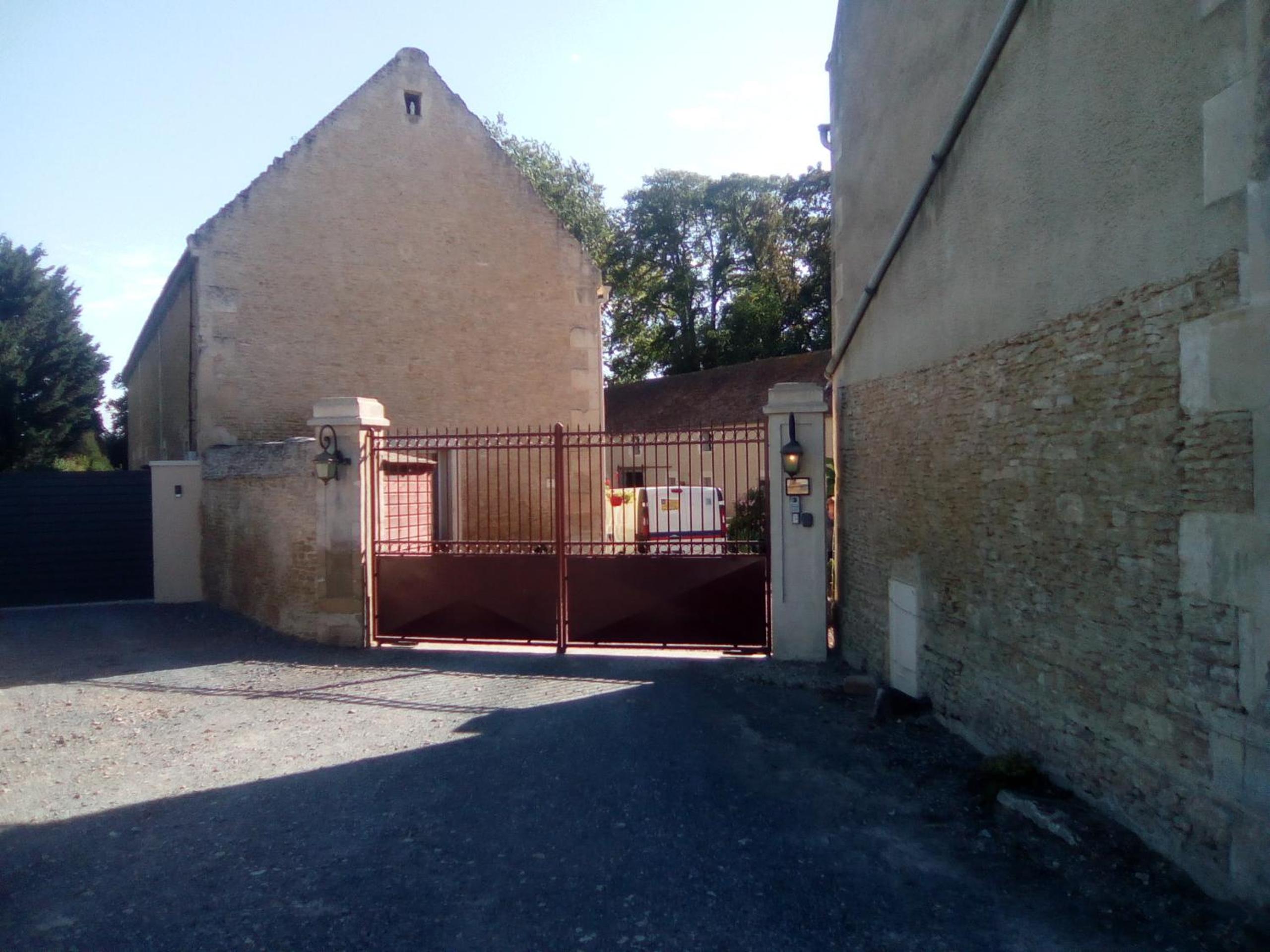 Photo 9