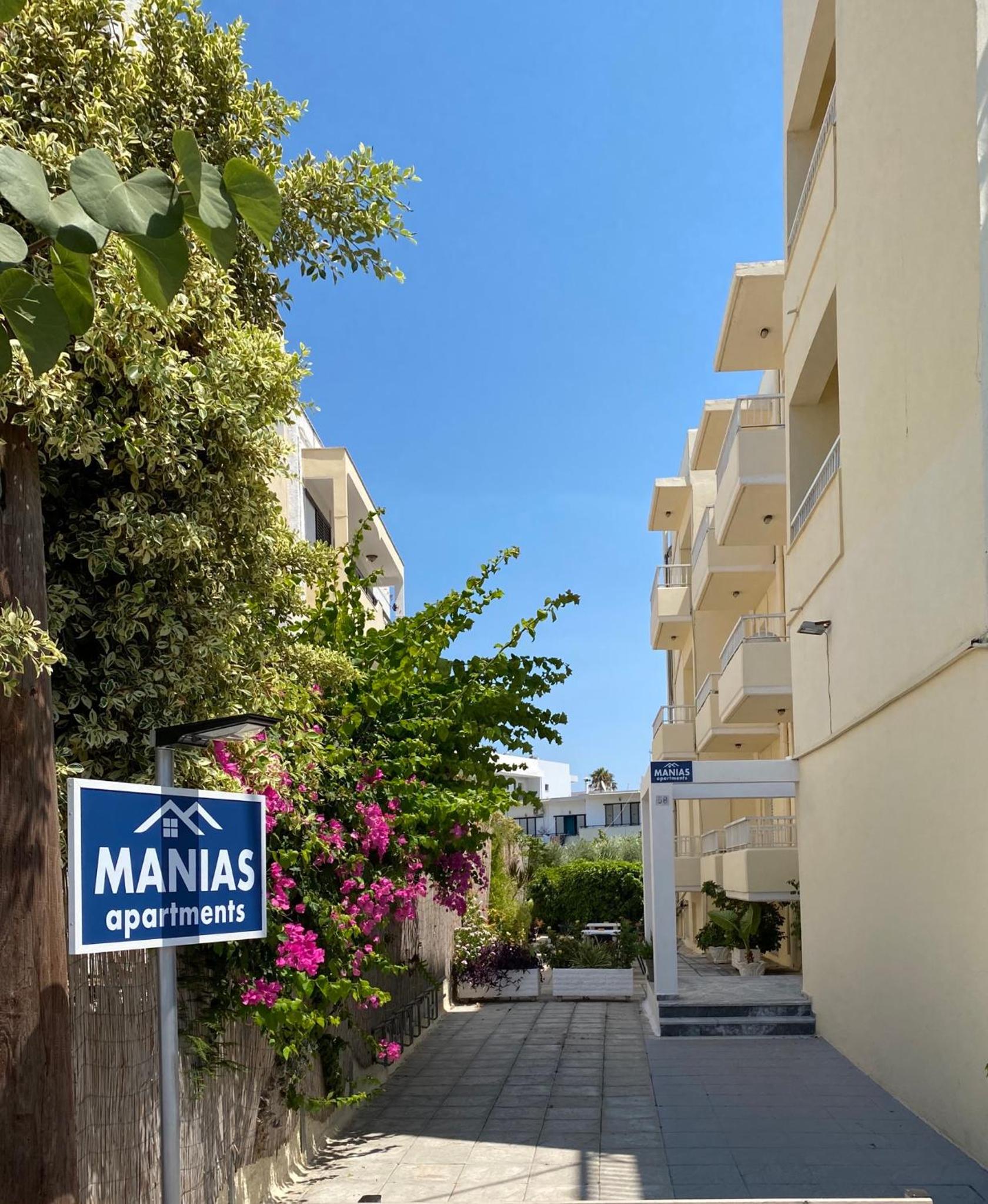 Manias Apartments