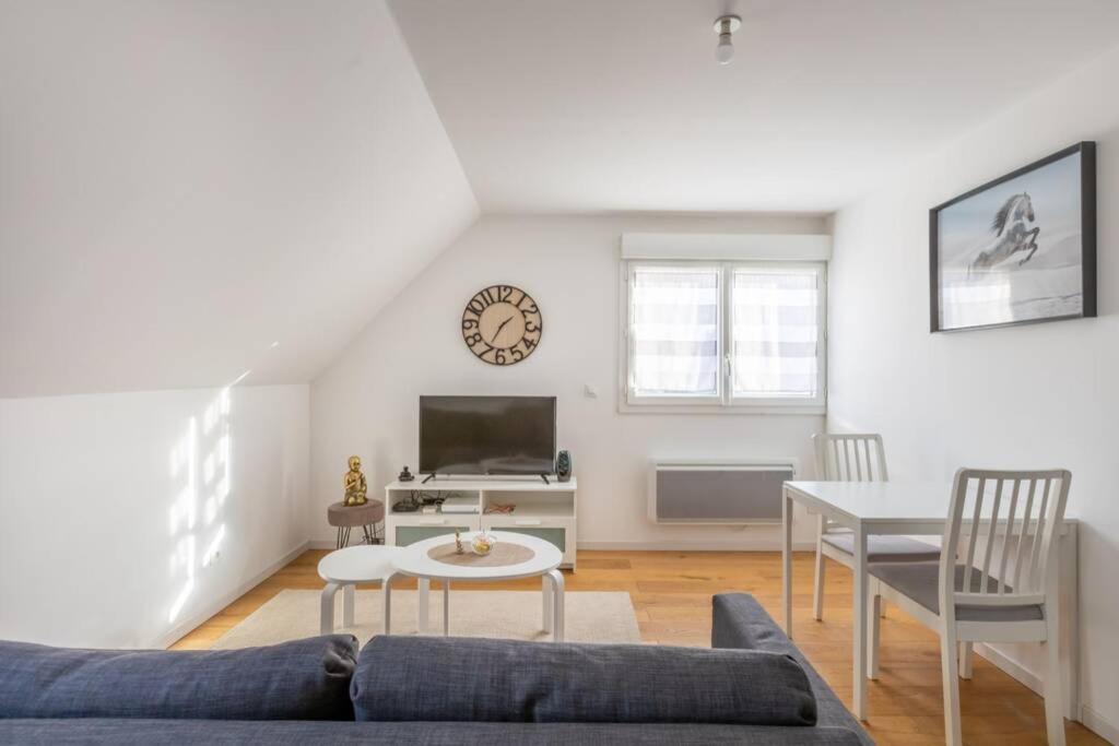 GRAND CONFORT, Appartement Osny