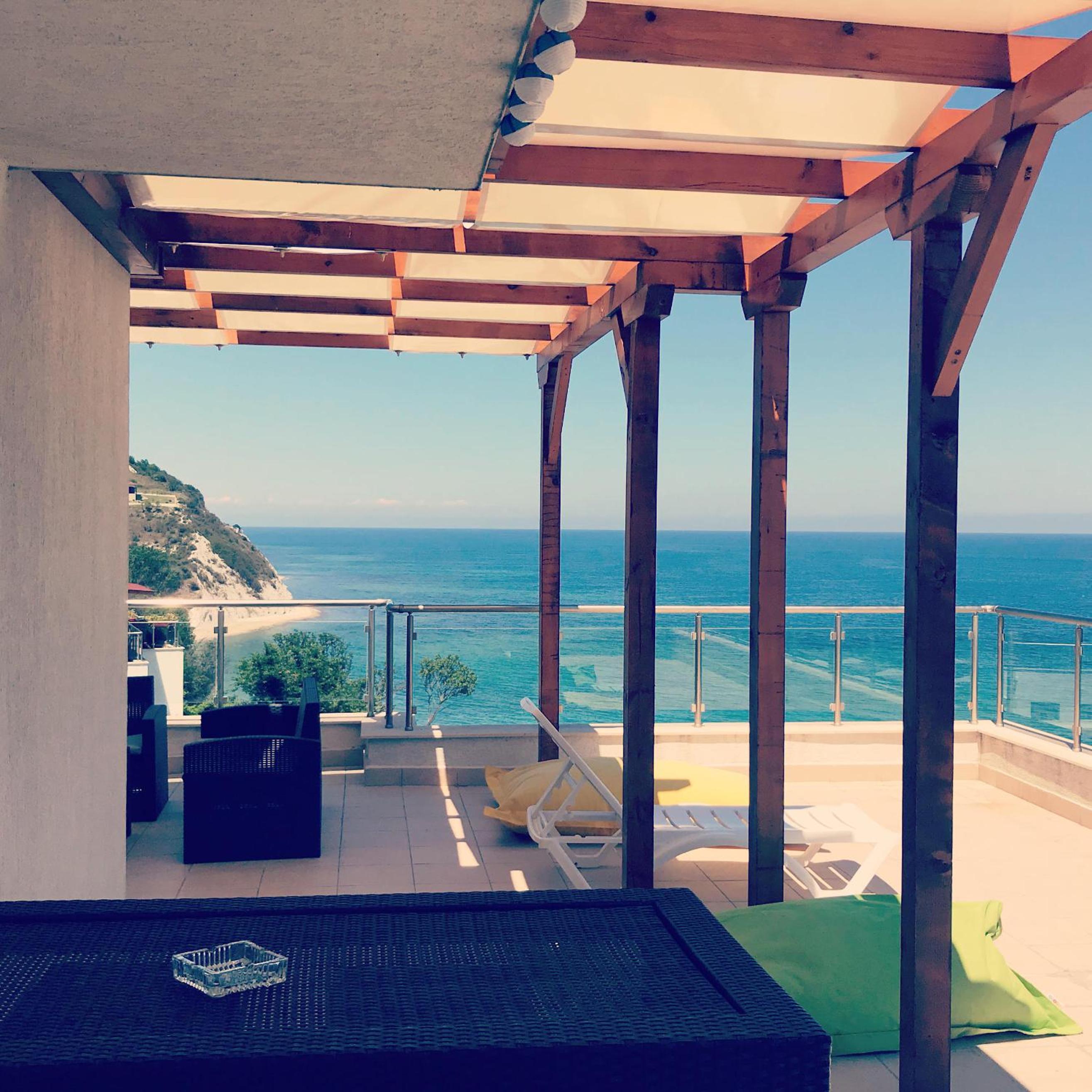 Penthouse at White Cliffs