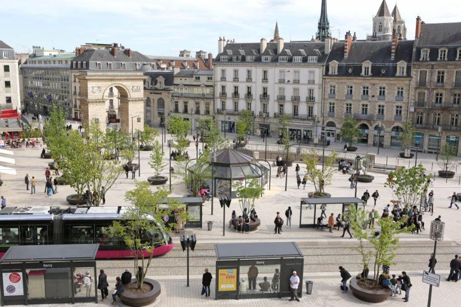 Nyx Exceptional Suite en Dijon — children's play area