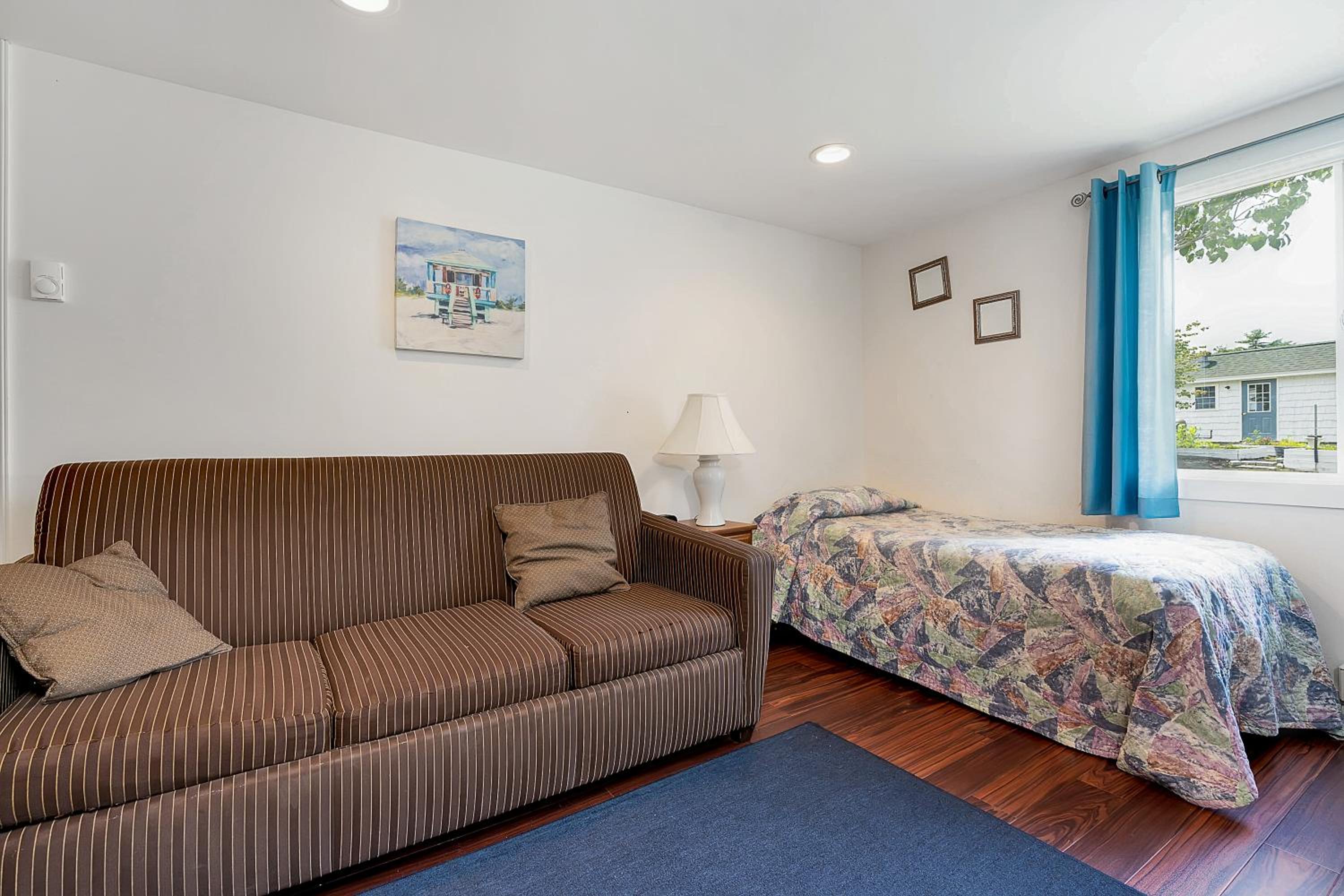 Ne'r Beach Motel