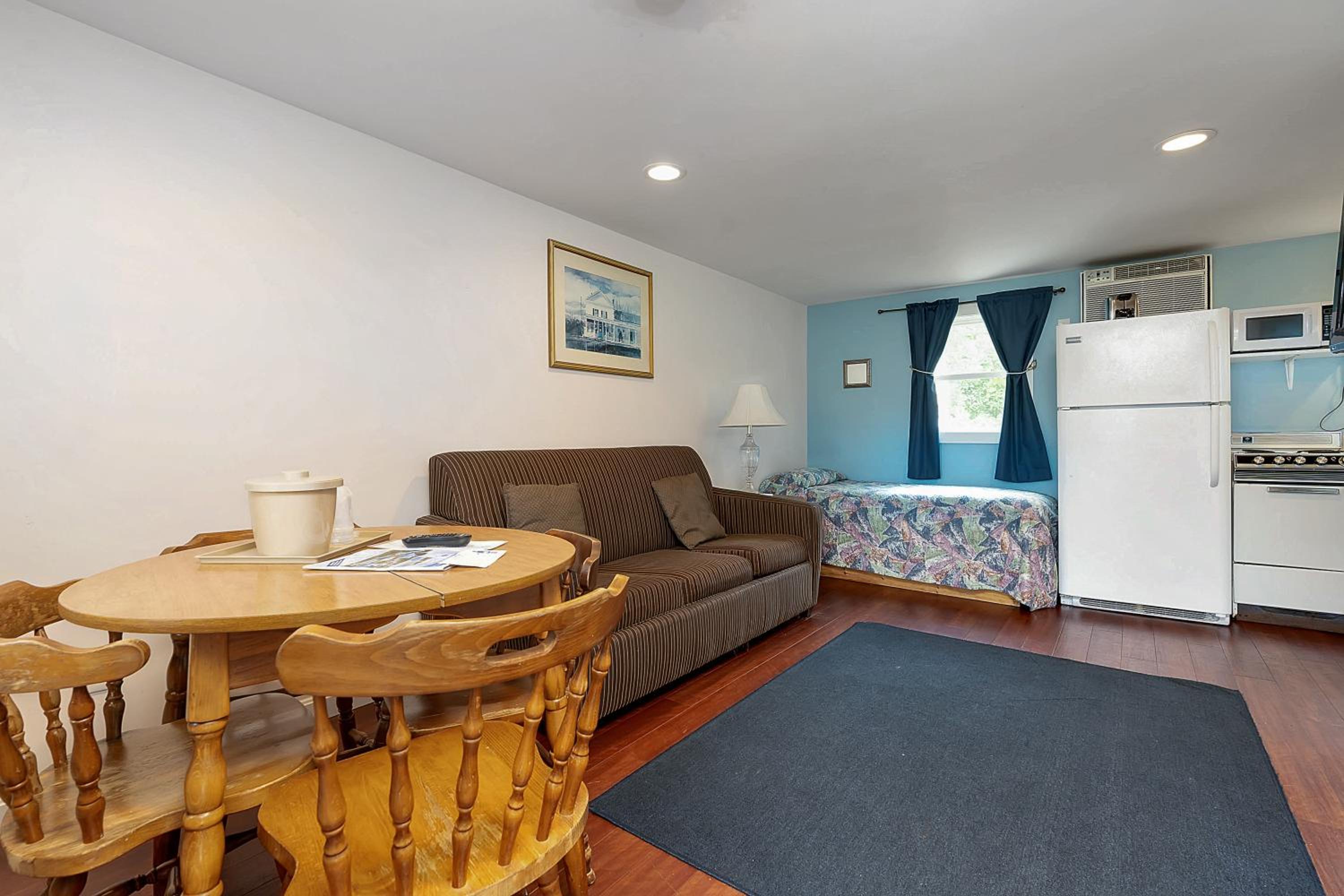 Ne'r Beach Motel