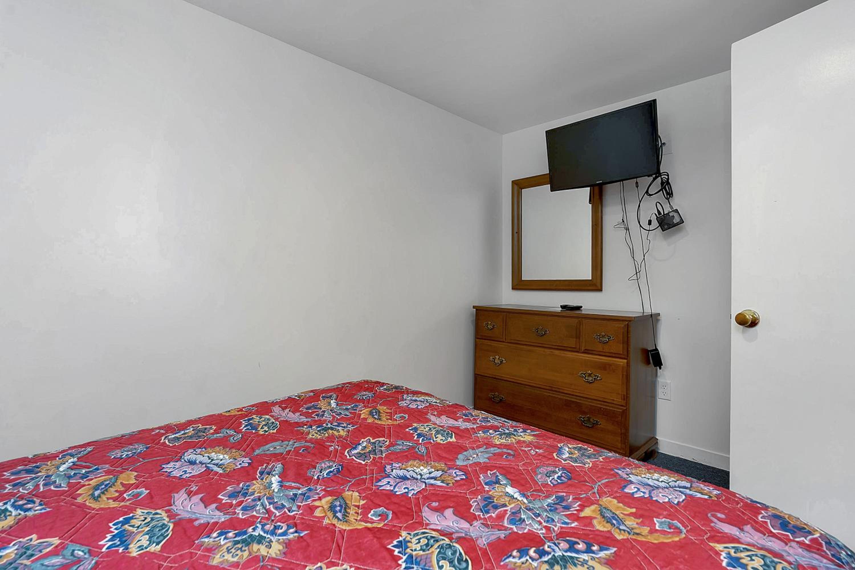 Ne'r Beach Motel