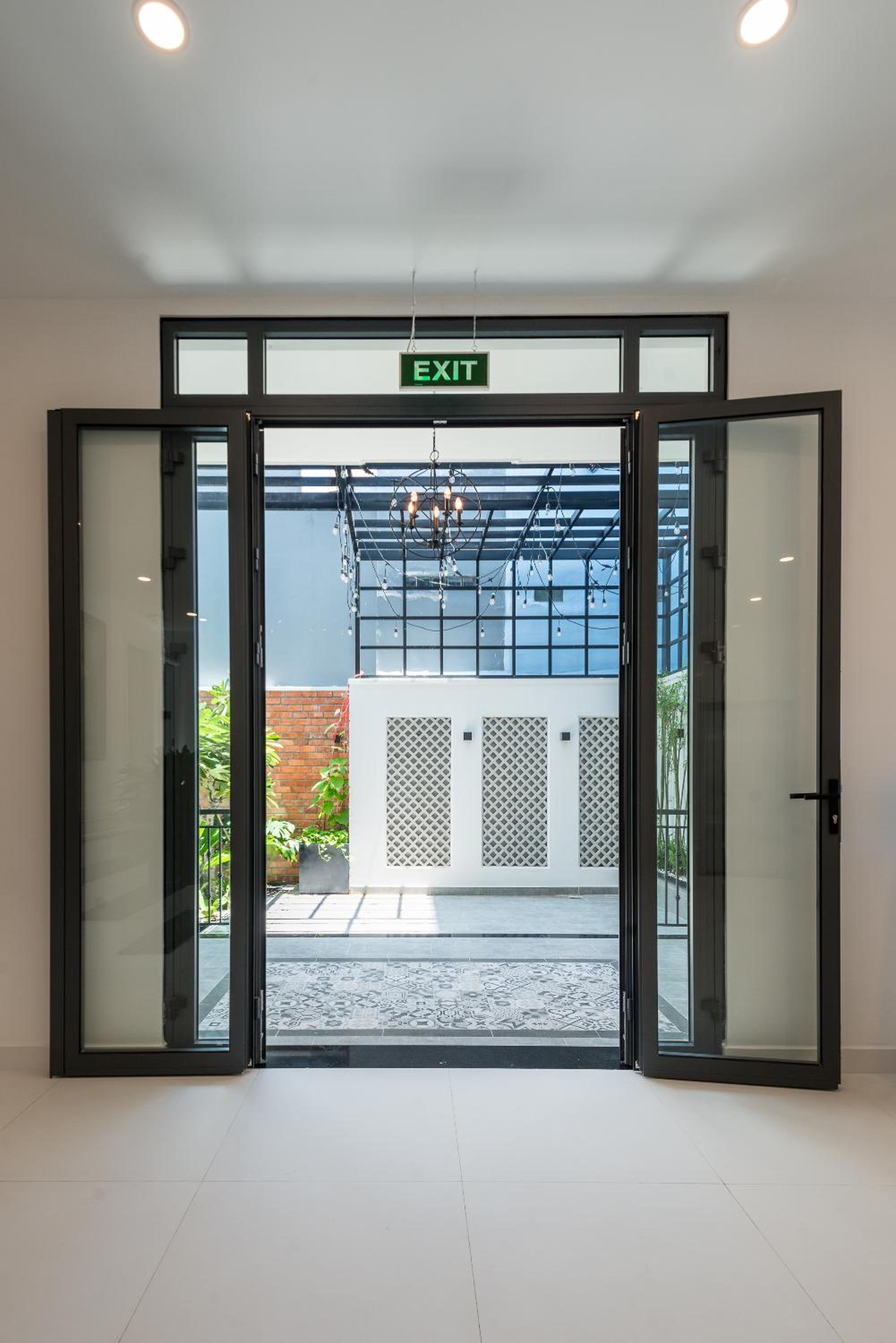 Cozrum Homes The Gallery Residence