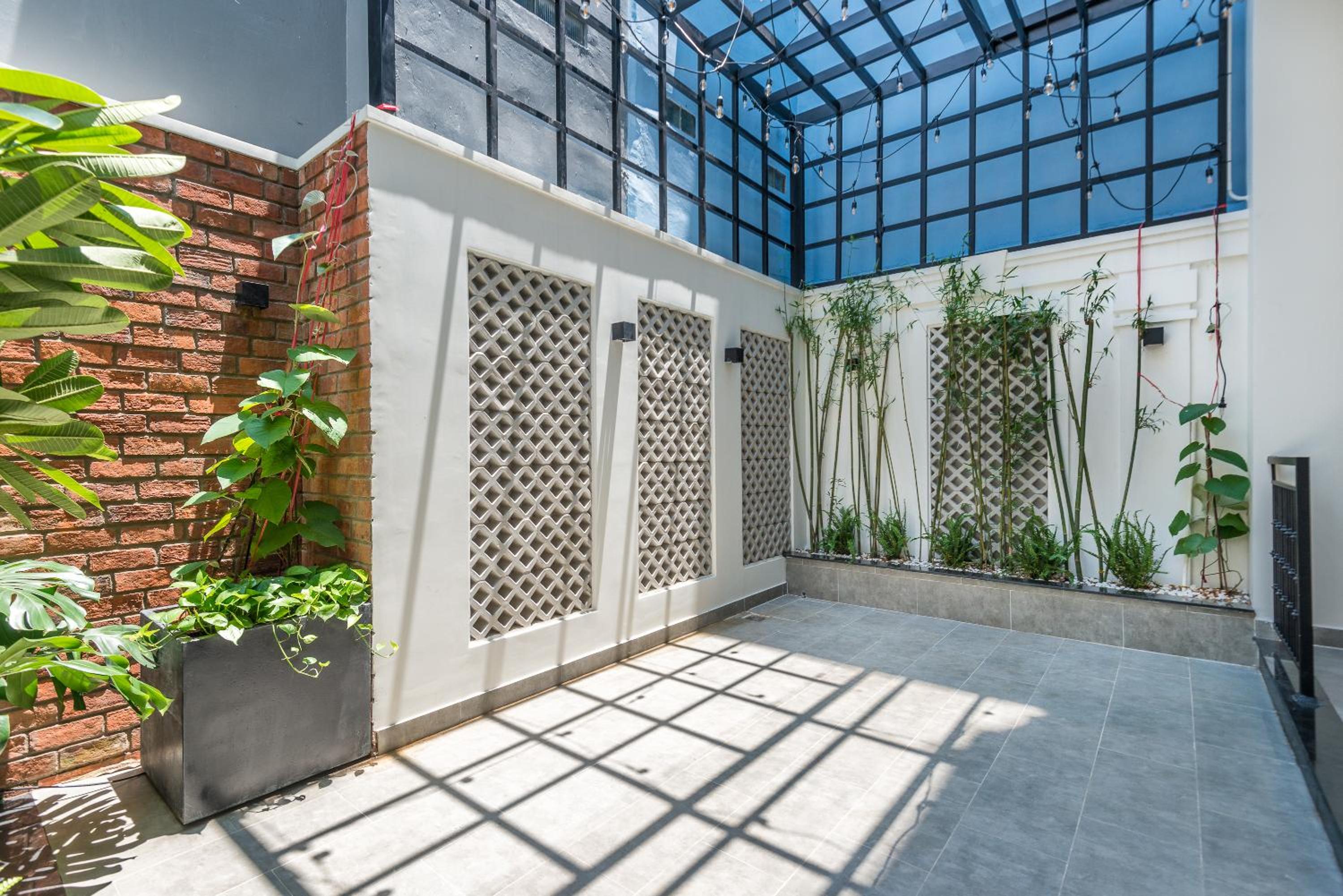 Cozrum Homes The Gallery Residence