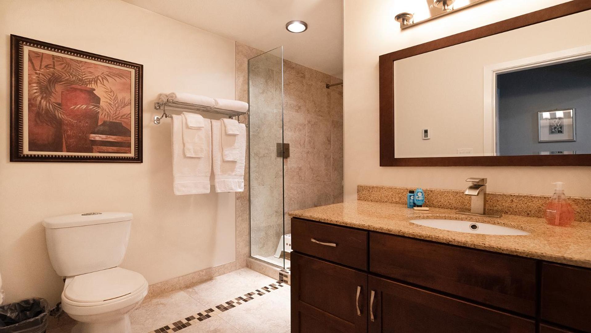 Willow Suite - Lakeside Retreat