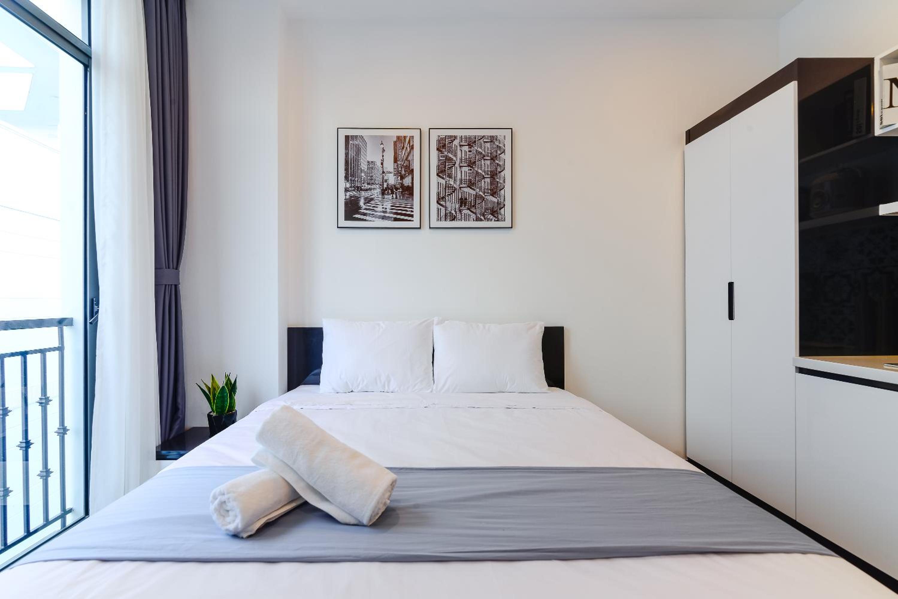 Cozrum Homes The Gallery Residence