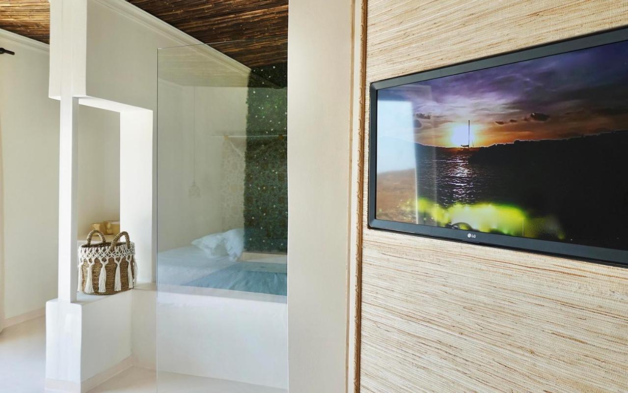 Elefthia Syros Exclusive Suite-Sea View & Jacuzzi