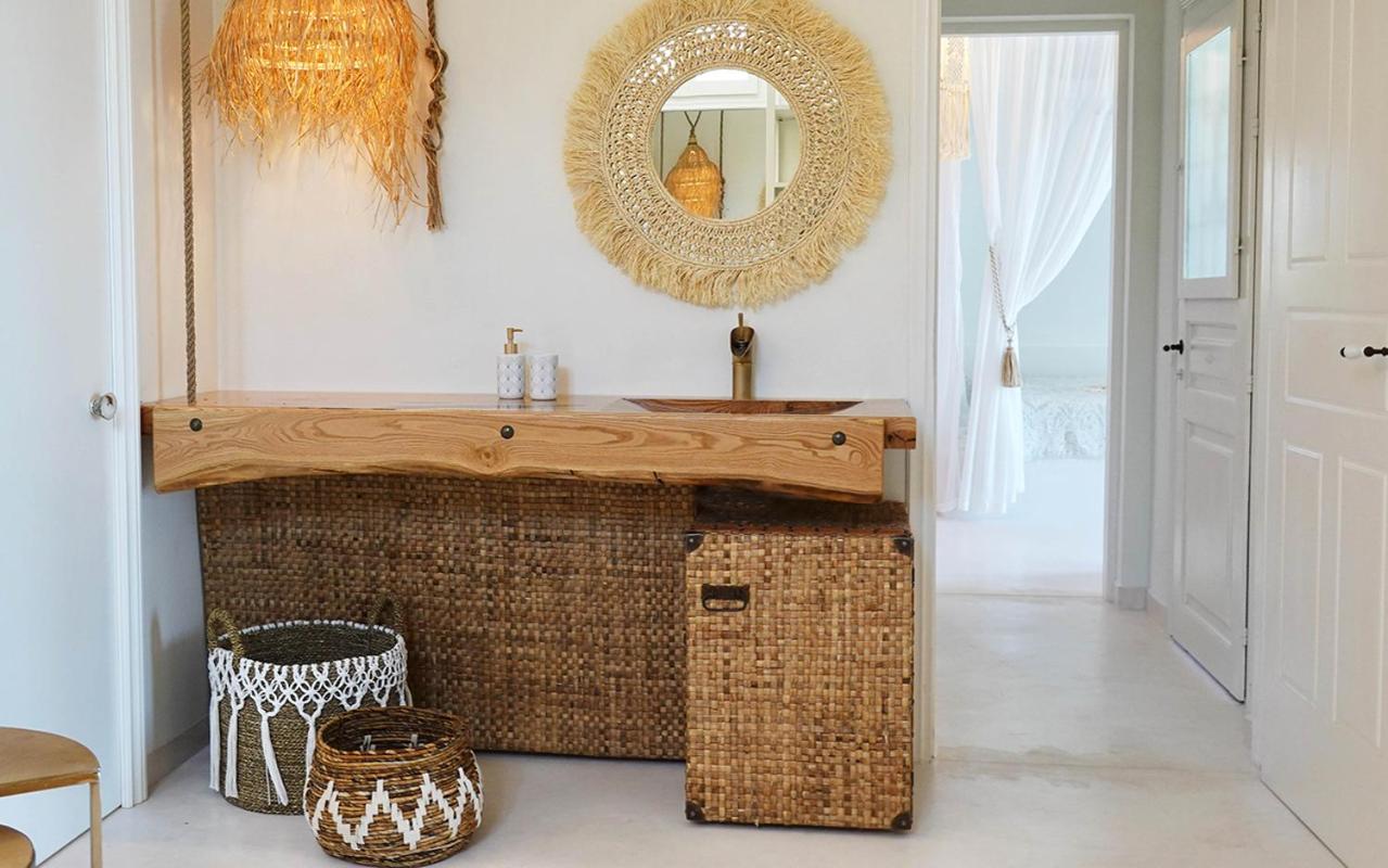 Elefthia Syros Exclusive Suite-Sea View & Jacuzzi