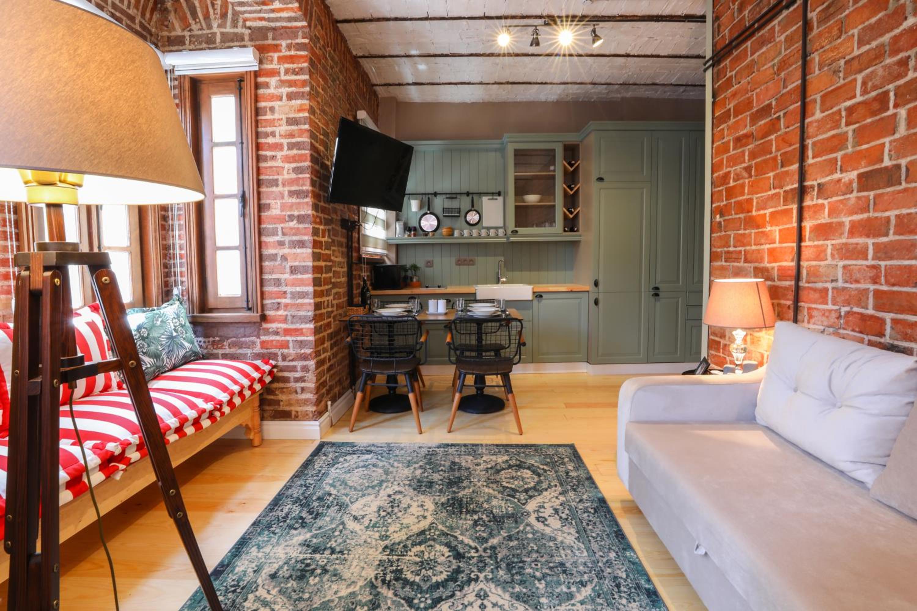 Galadoo Suites