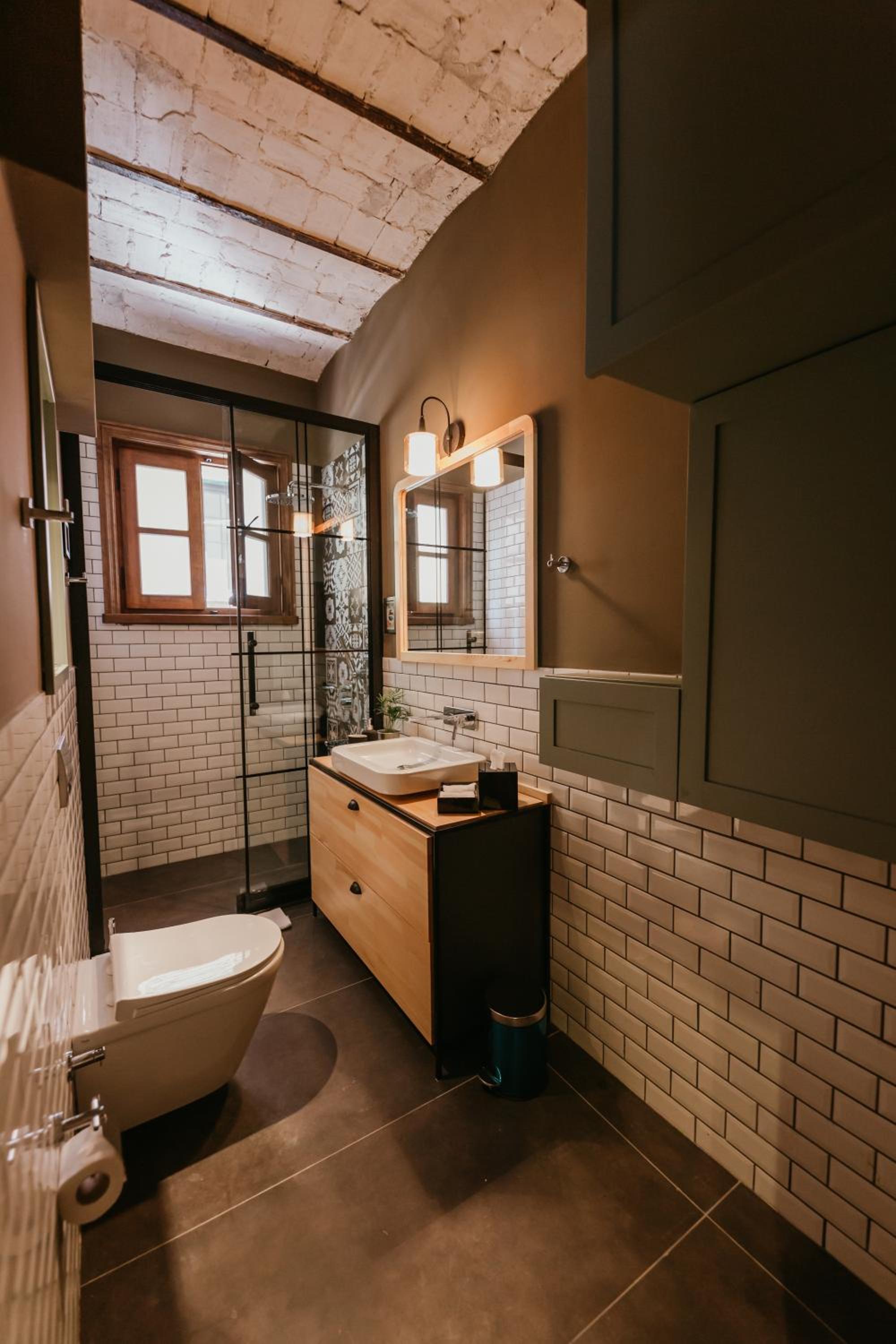 Galadoo Suites