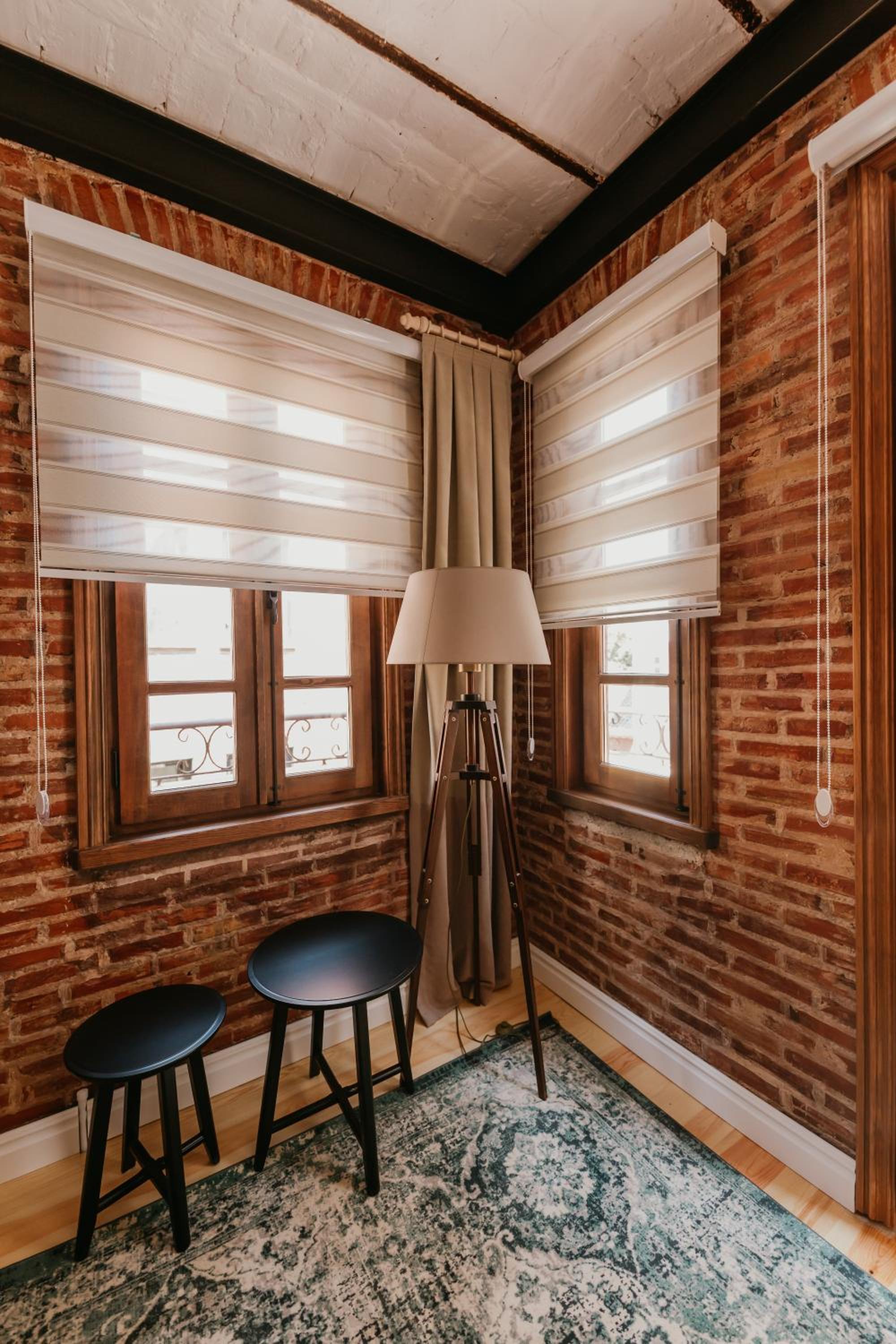 Galadoo Suites